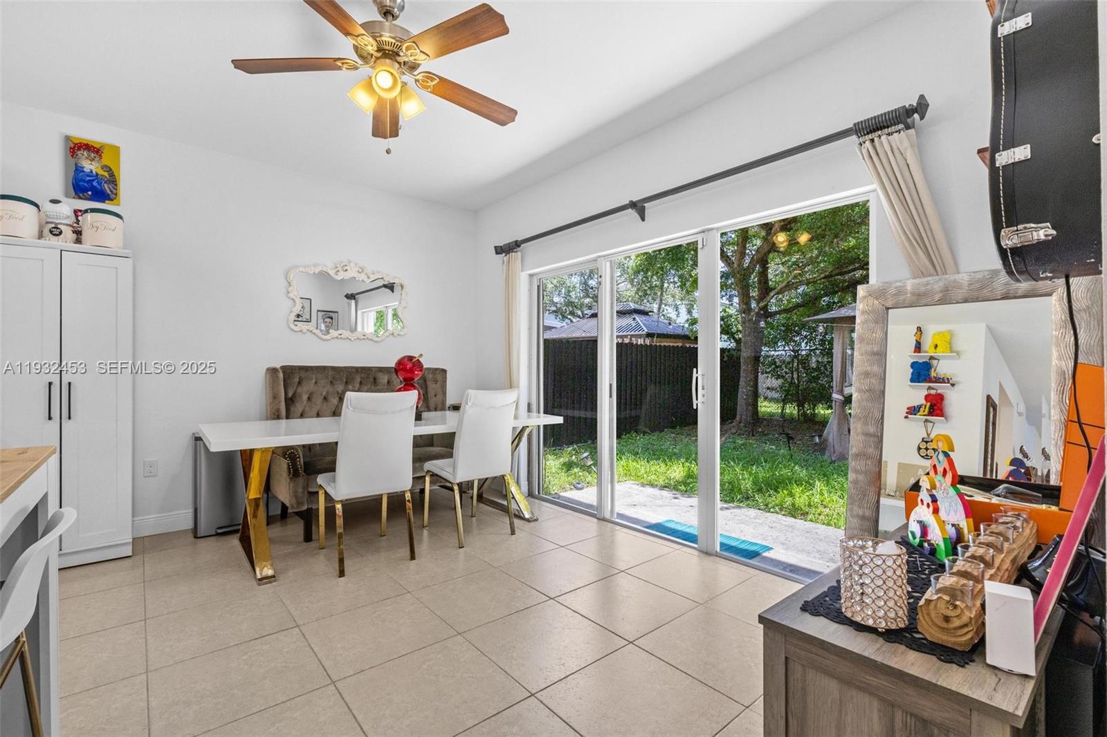 EMILIOS PLACE AT OASIS - Residential