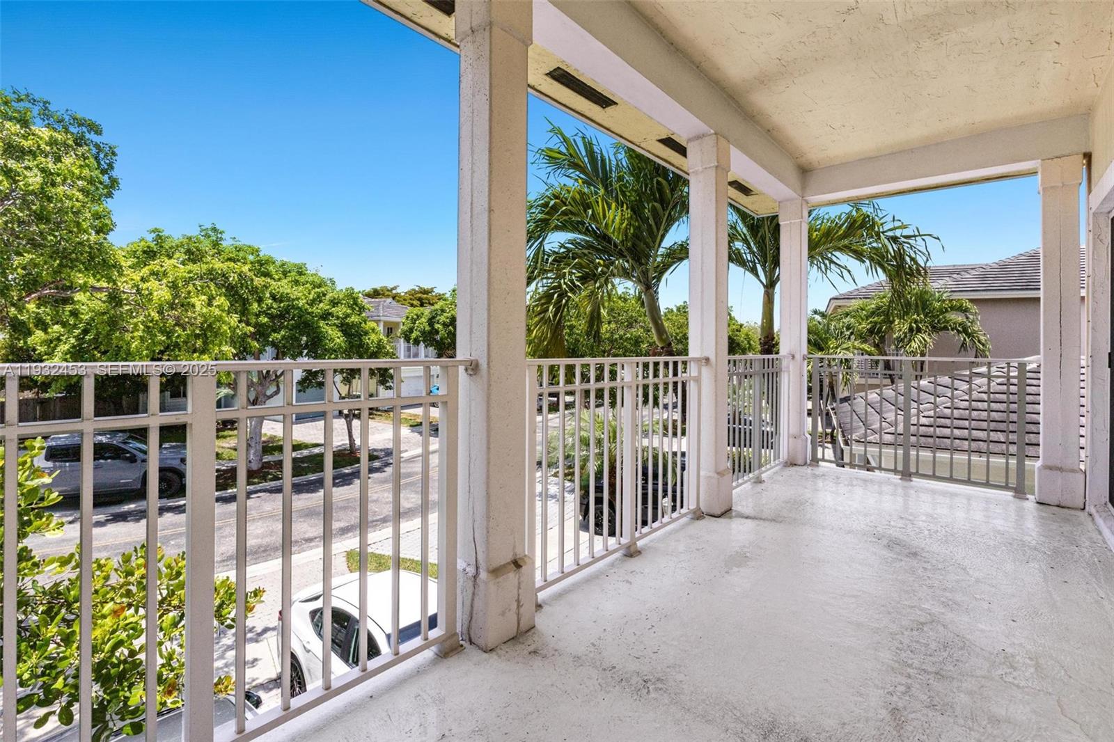 EMILIOS PLACE AT OASIS - Residential