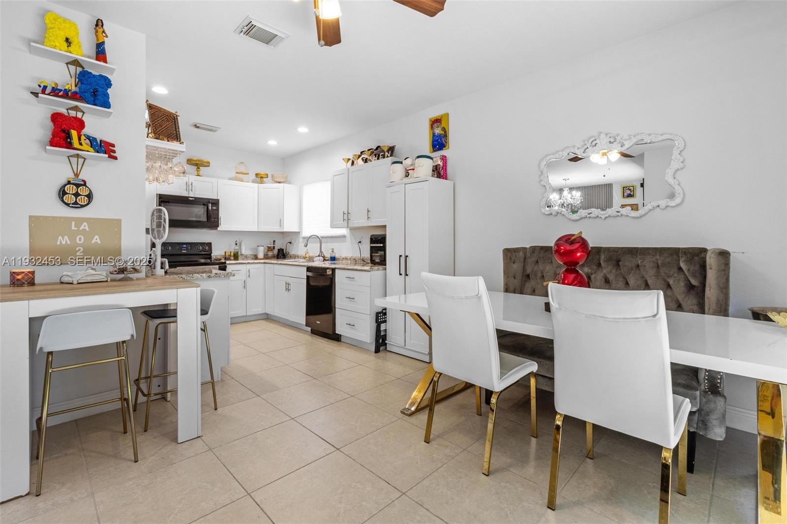 EMILIOS PLACE AT OASIS - Residential