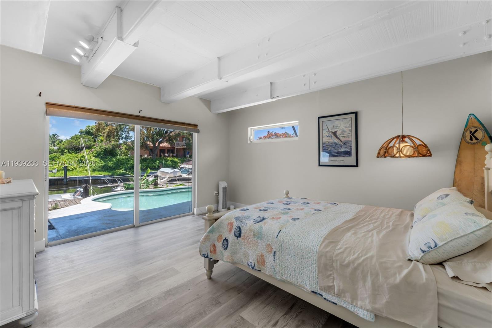 TWIN OAKS - Residential