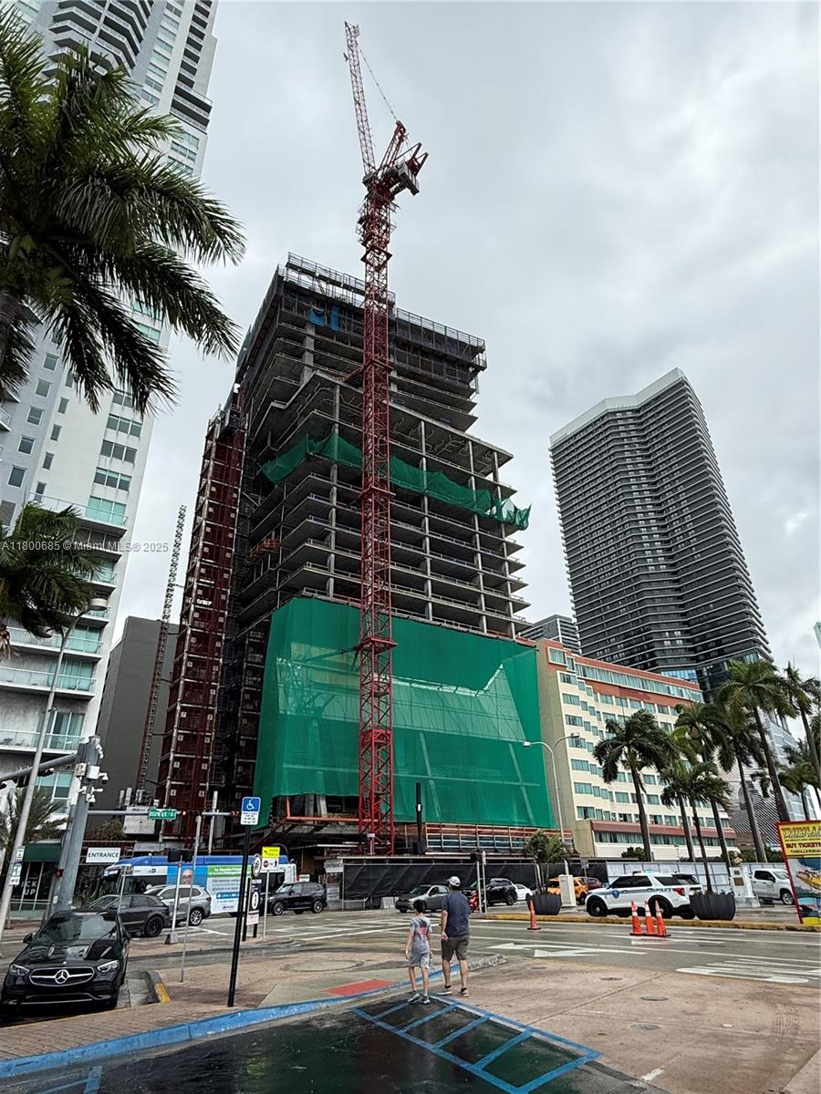 Waldorf Astoria Miami - Residential