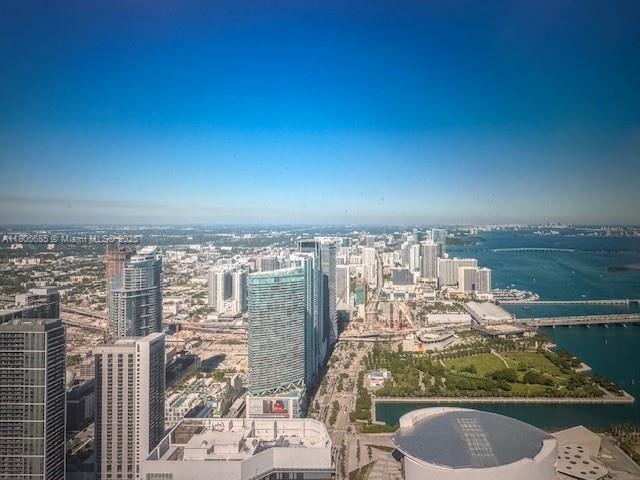 Waldorf Astoria Miami - Residential