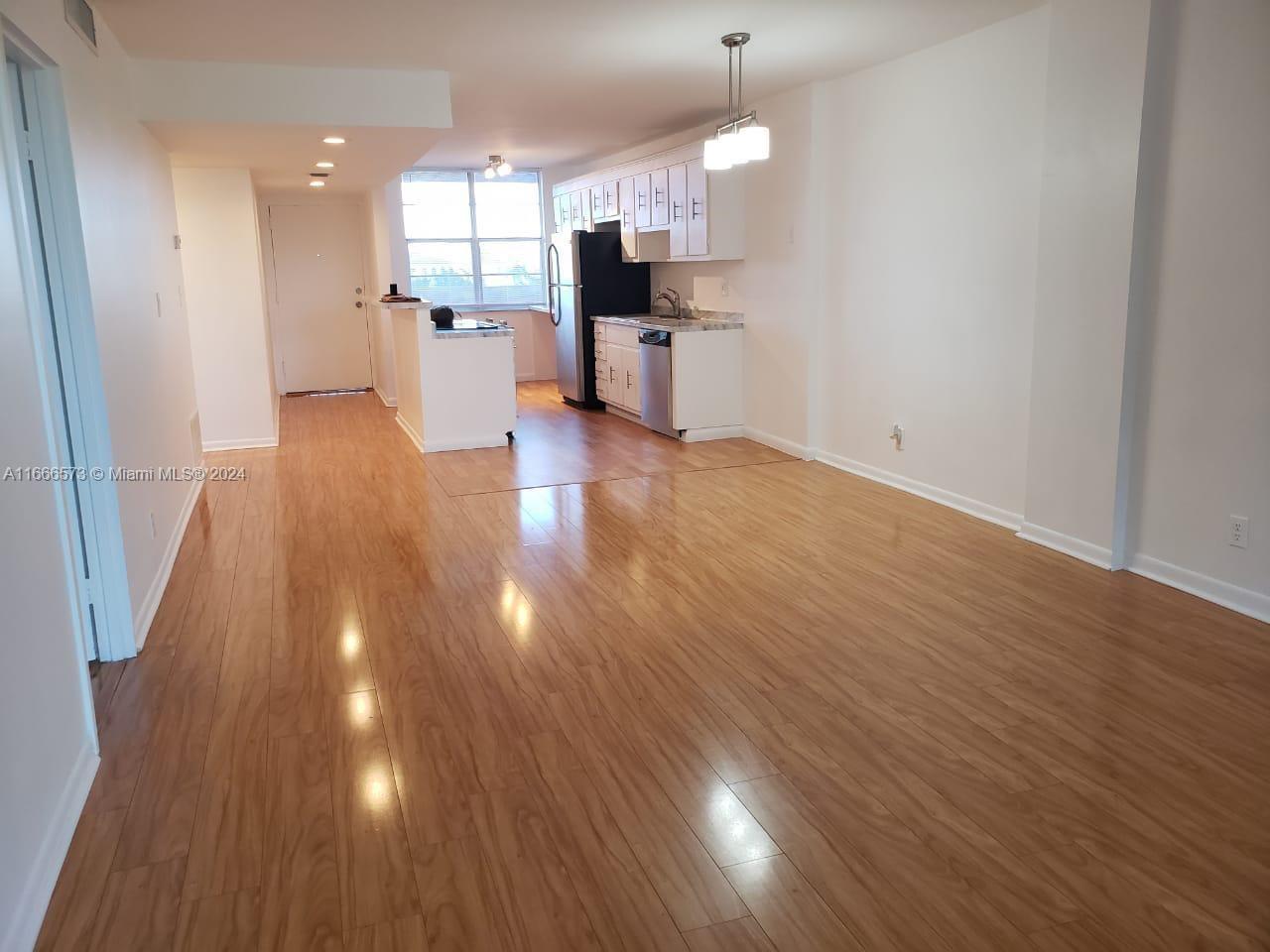 CORONADO AT JACARANDA PHA - Residential