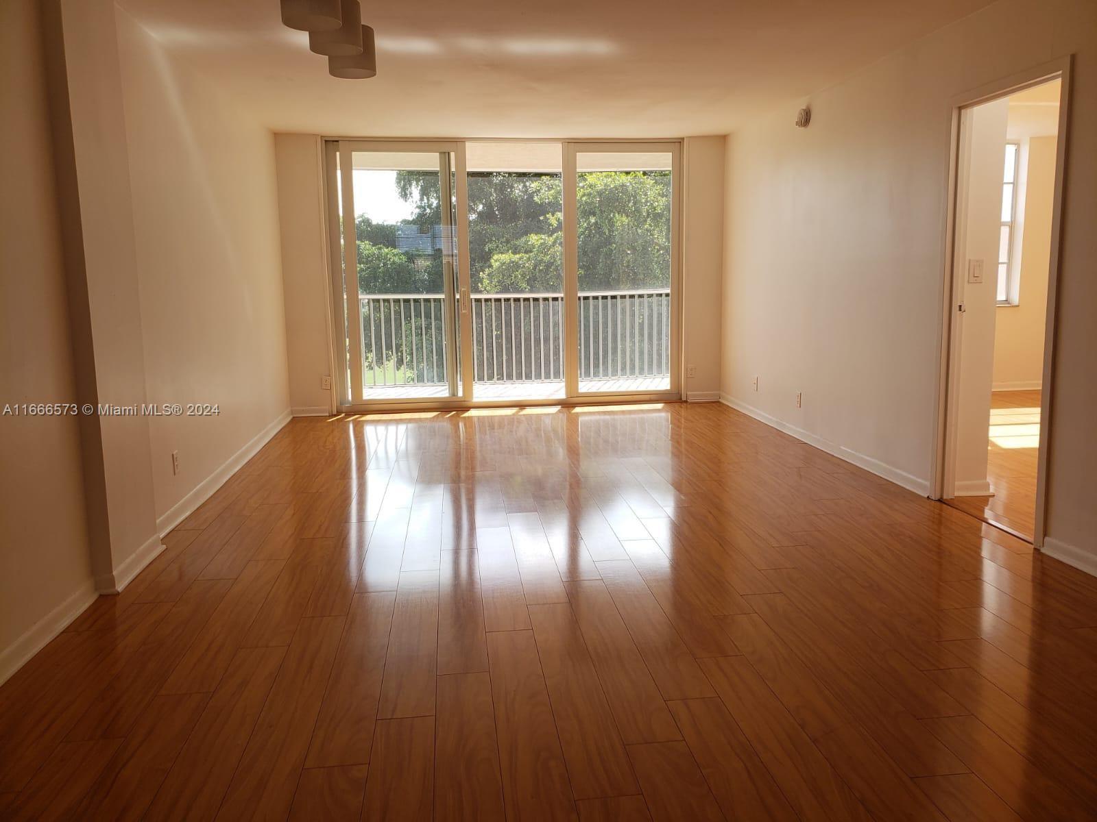 CORONADO AT JACARANDA PHA - Residential