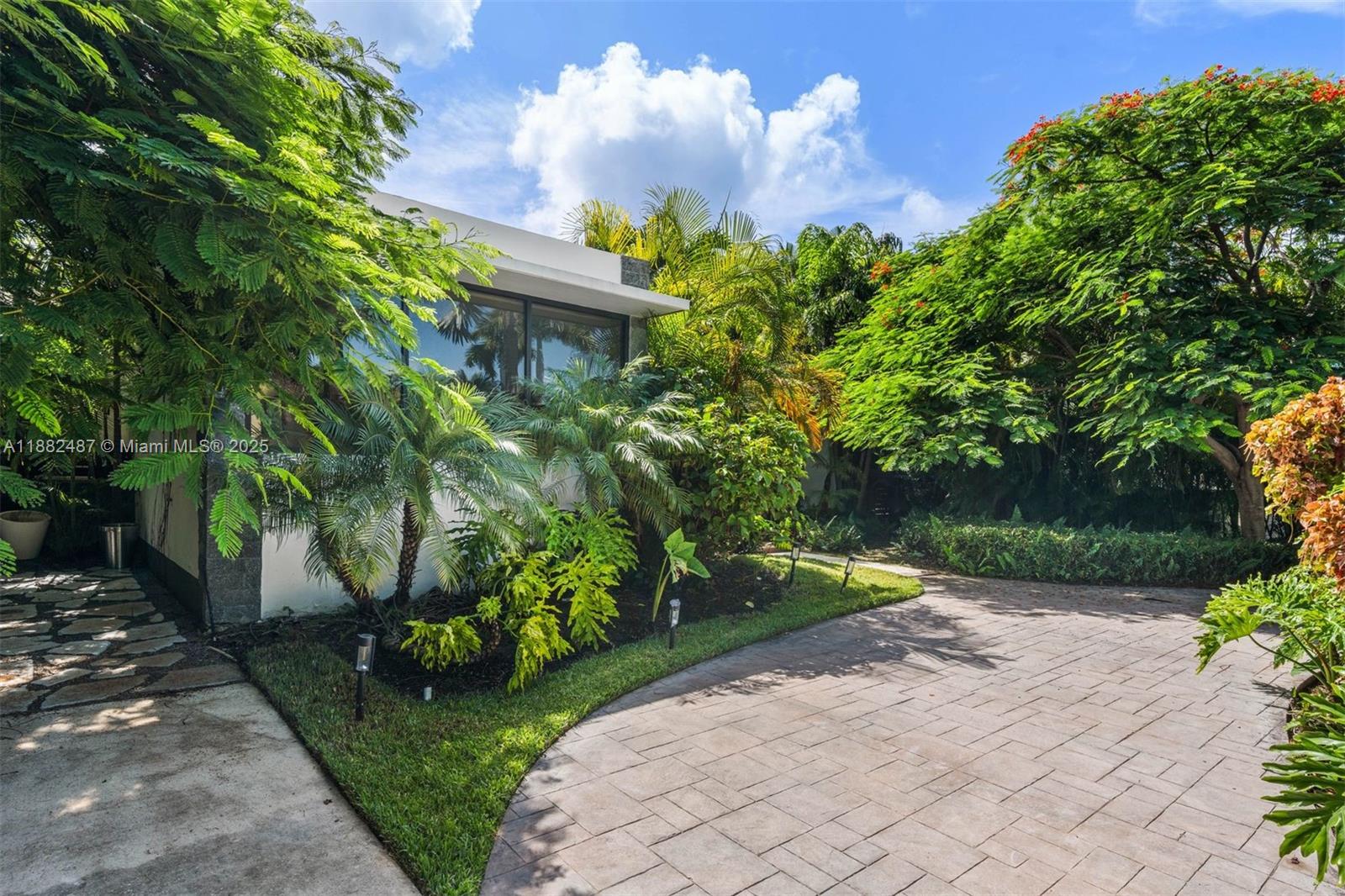 SUNSET ISLANDS-ISLAND NO - Residential Lease