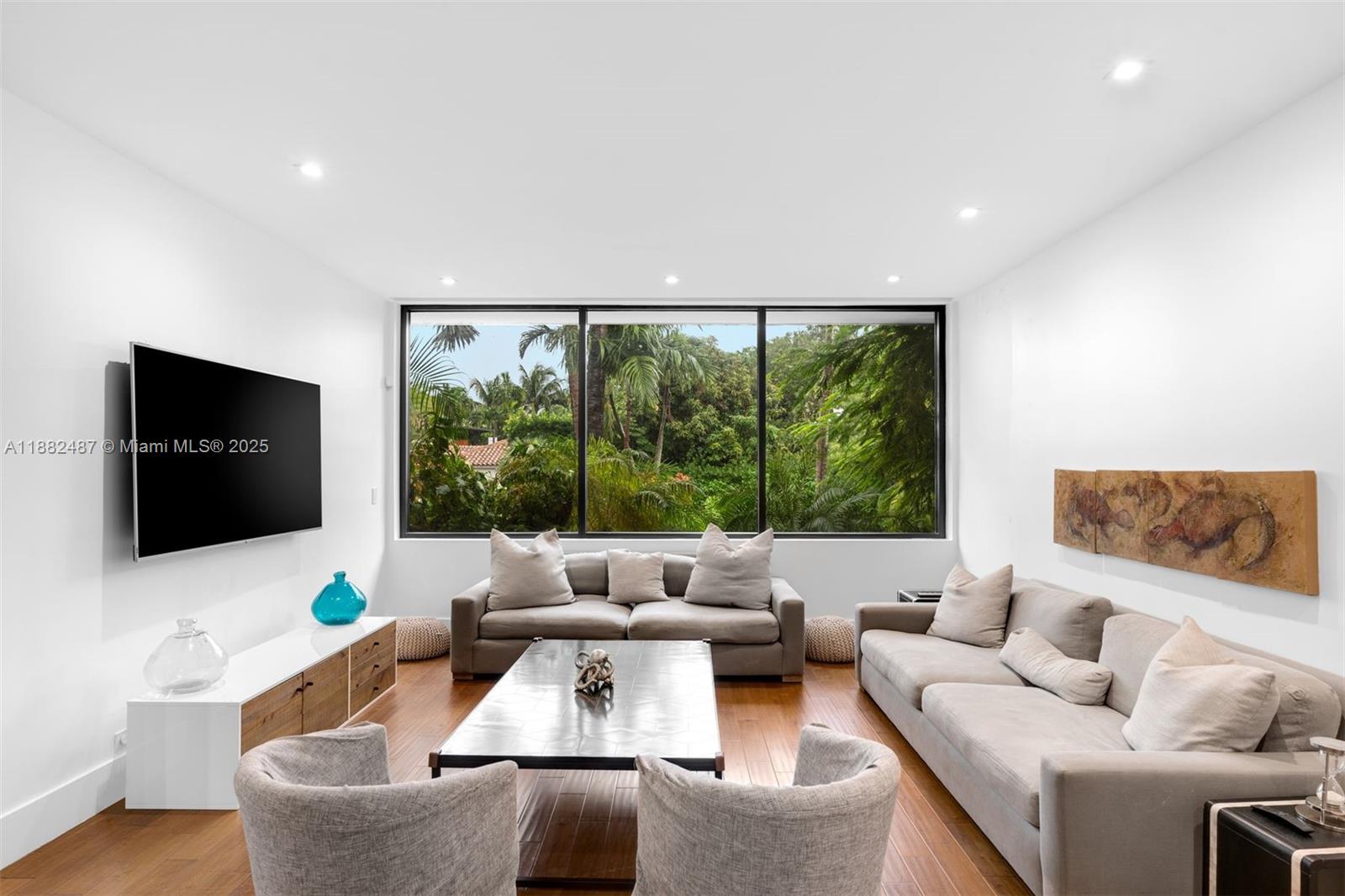 SUNSET ISLANDS-ISLAND NO - Residential Lease