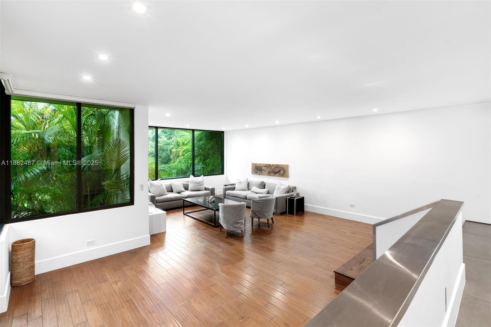 SUNSET ISLANDS-ISLAND NO - Residential Lease