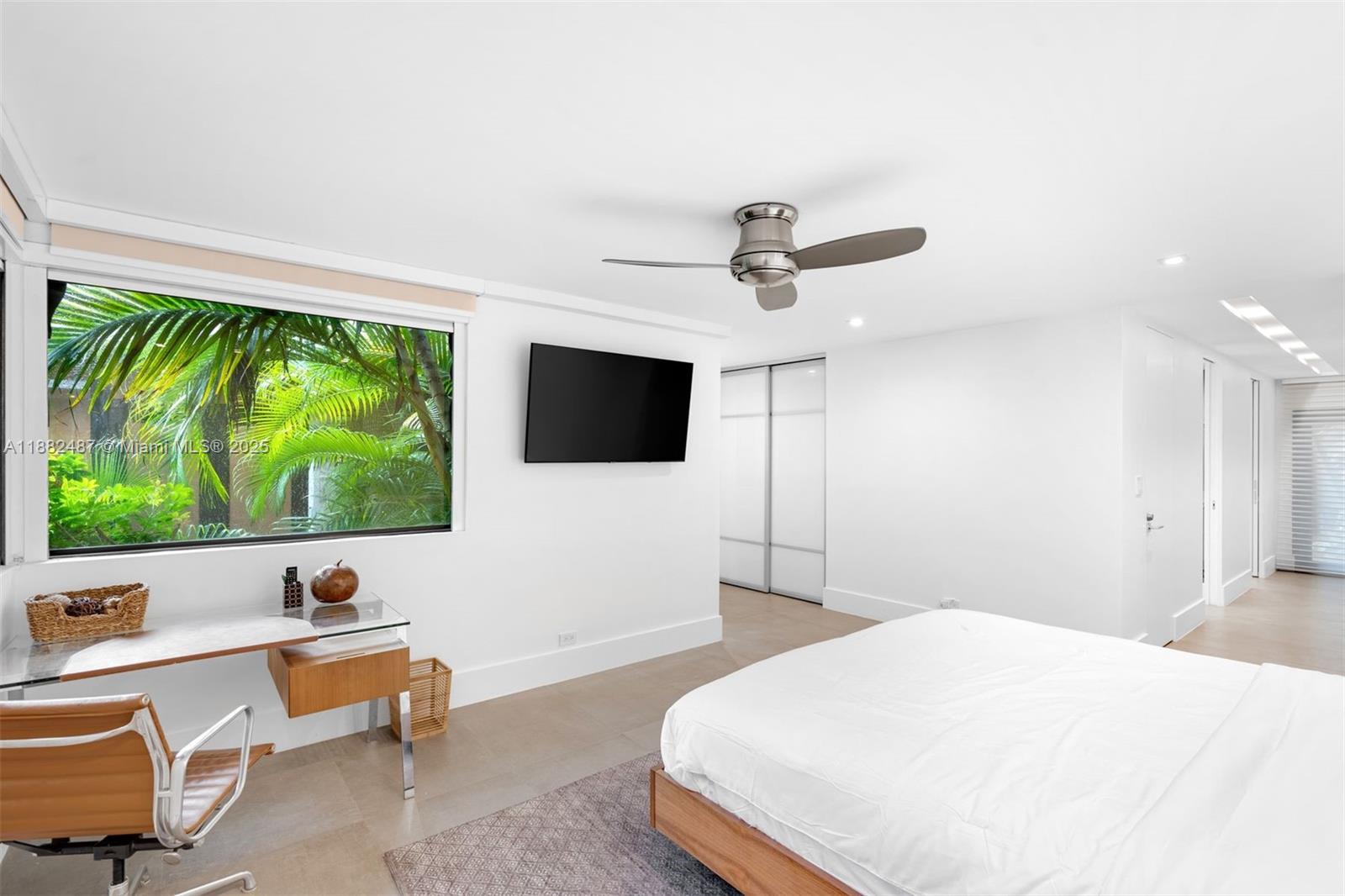 SUNSET ISLANDS-ISLAND NO - Residential Lease