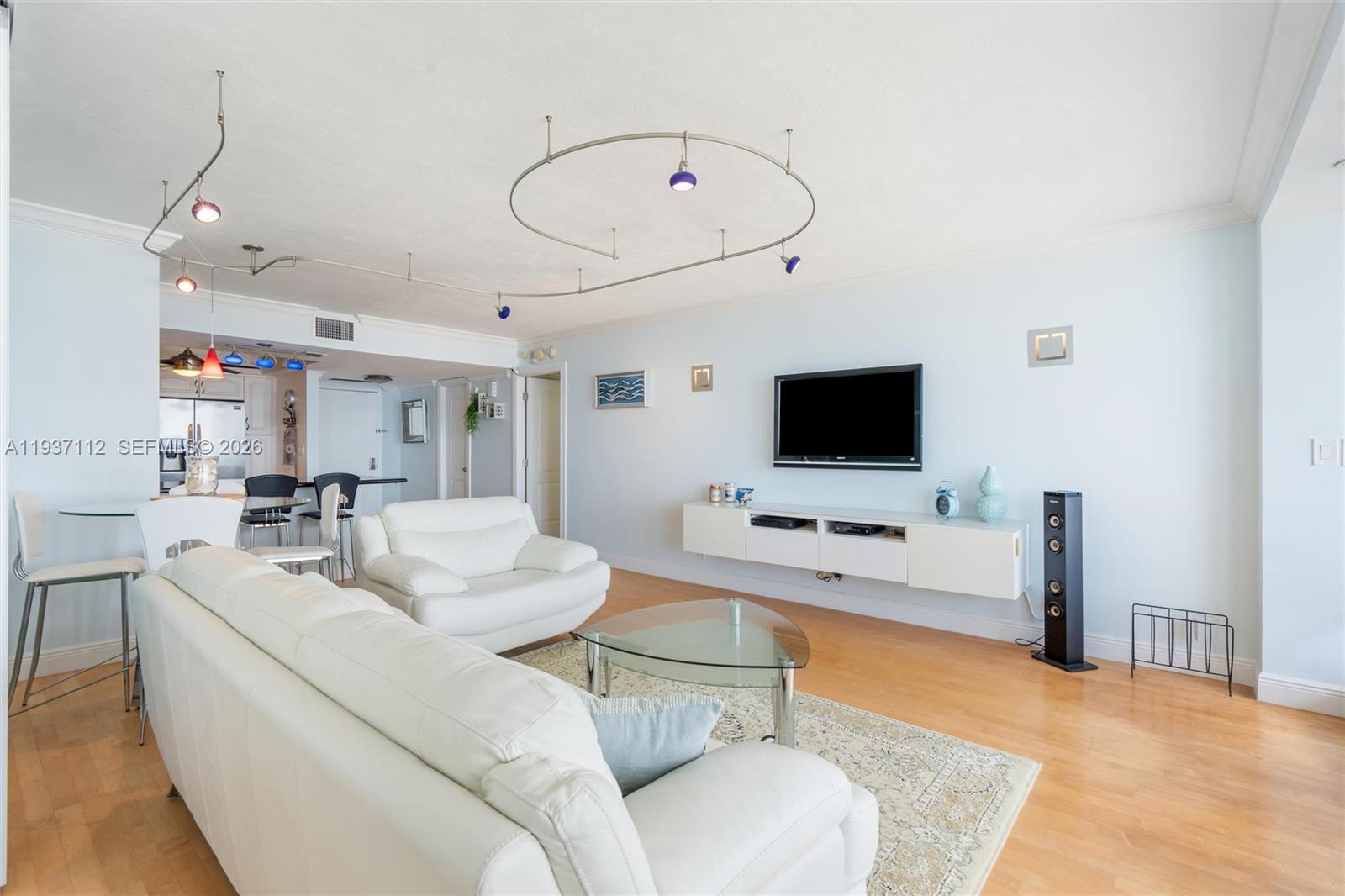 POINT OF AMERICAS II - Residential