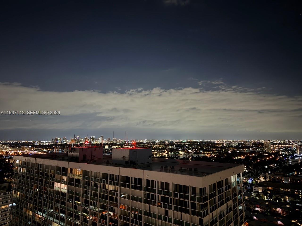 POINT OF AMERICAS II - Residential