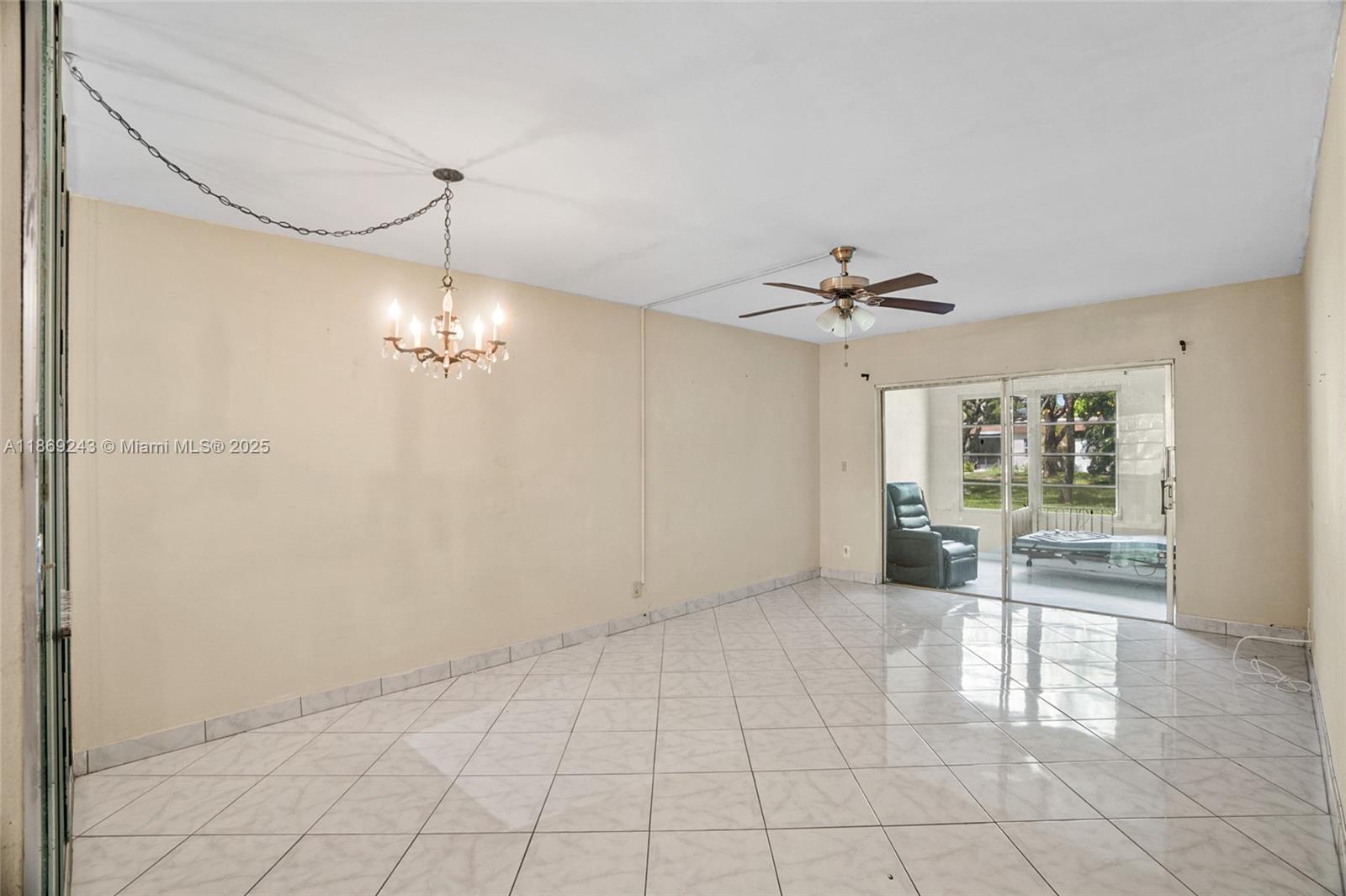 NATURA CONDO NO 1 - Residential