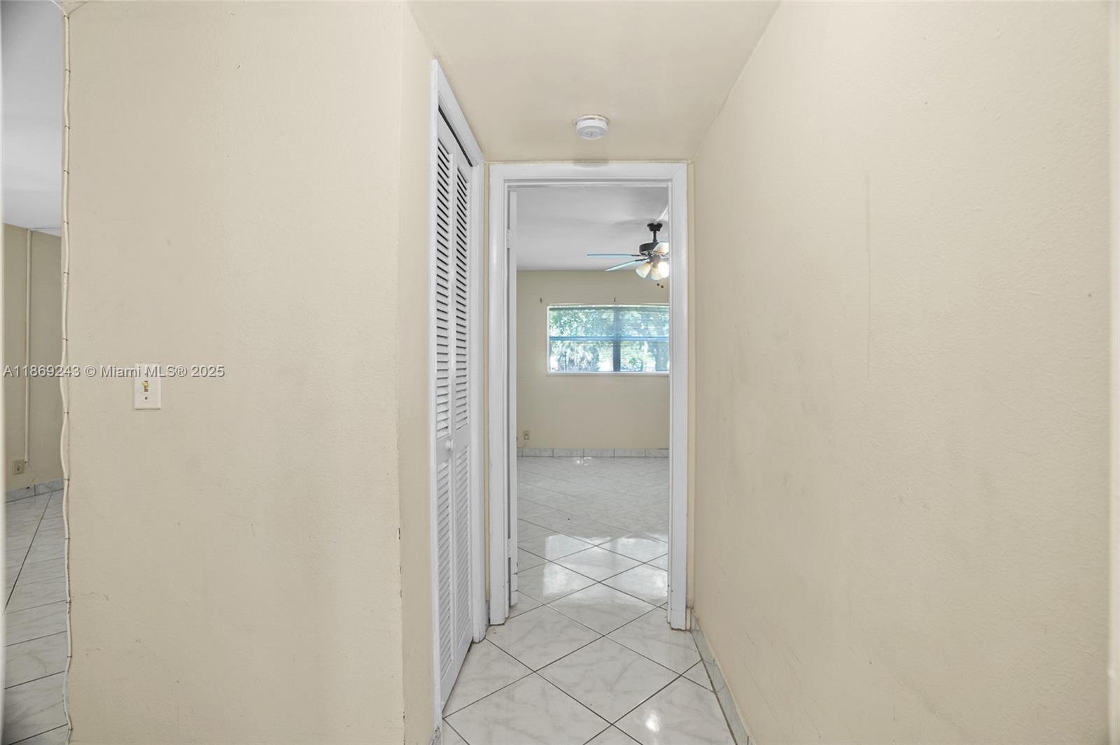 NATURA CONDO NO 1 - Residential