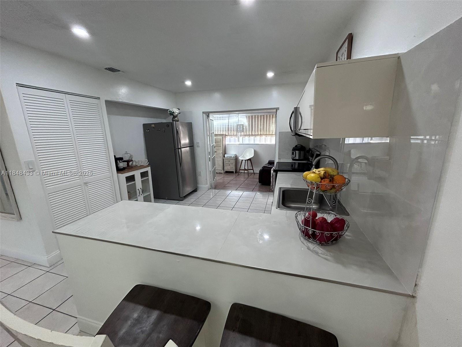 BILTMORE VILLAS SEC II - Residential