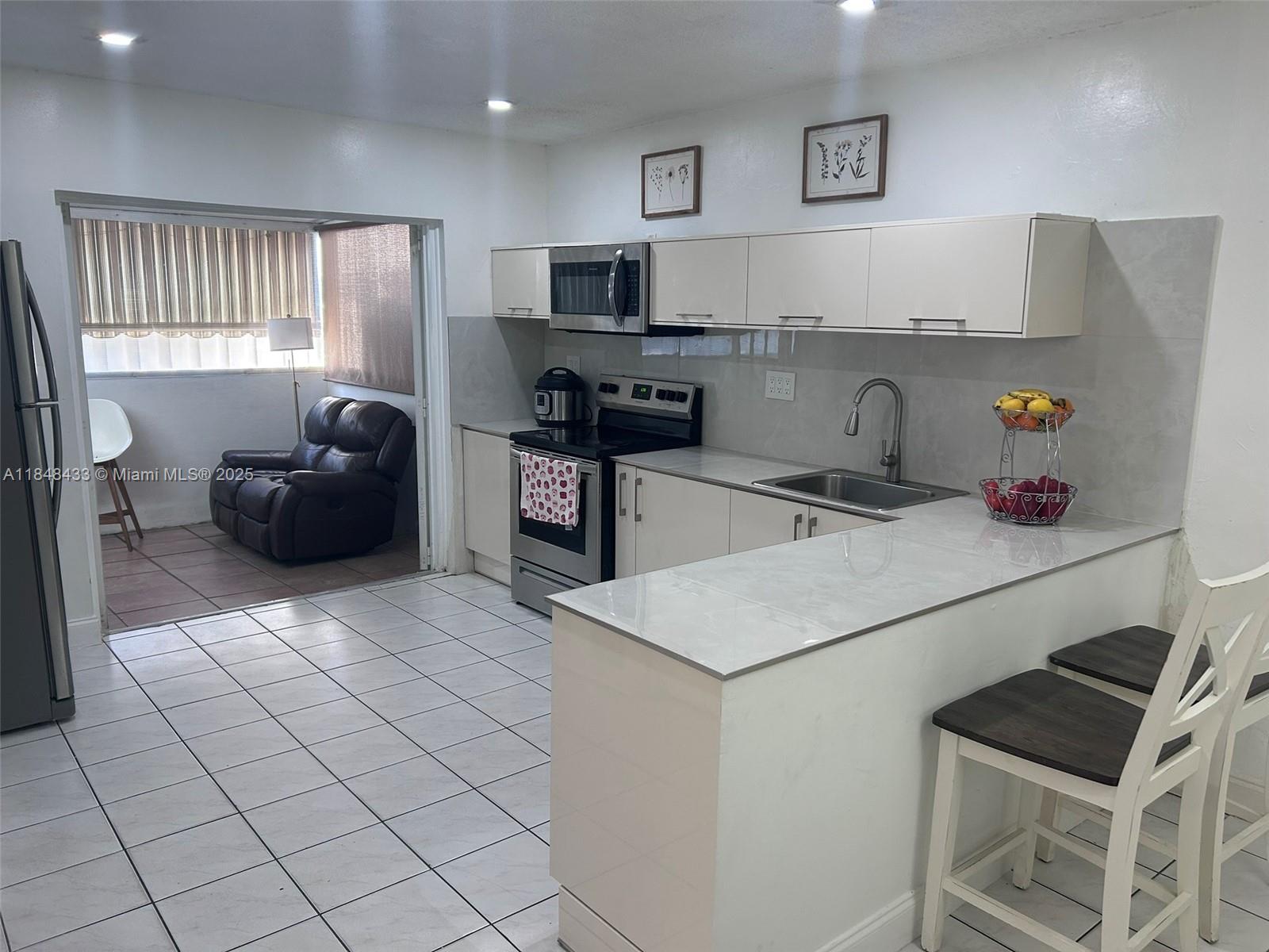 BILTMORE VILLAS SEC II - Residential
