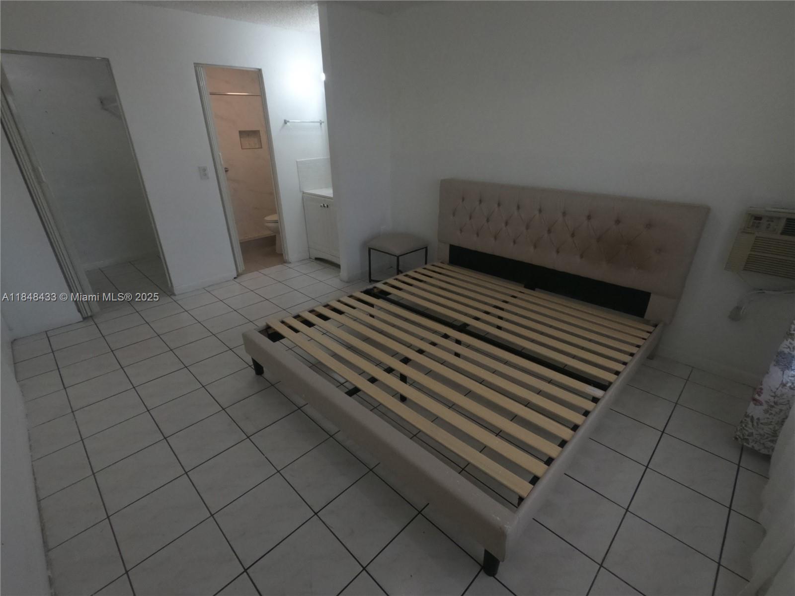 BILTMORE VILLAS SEC II - Residential