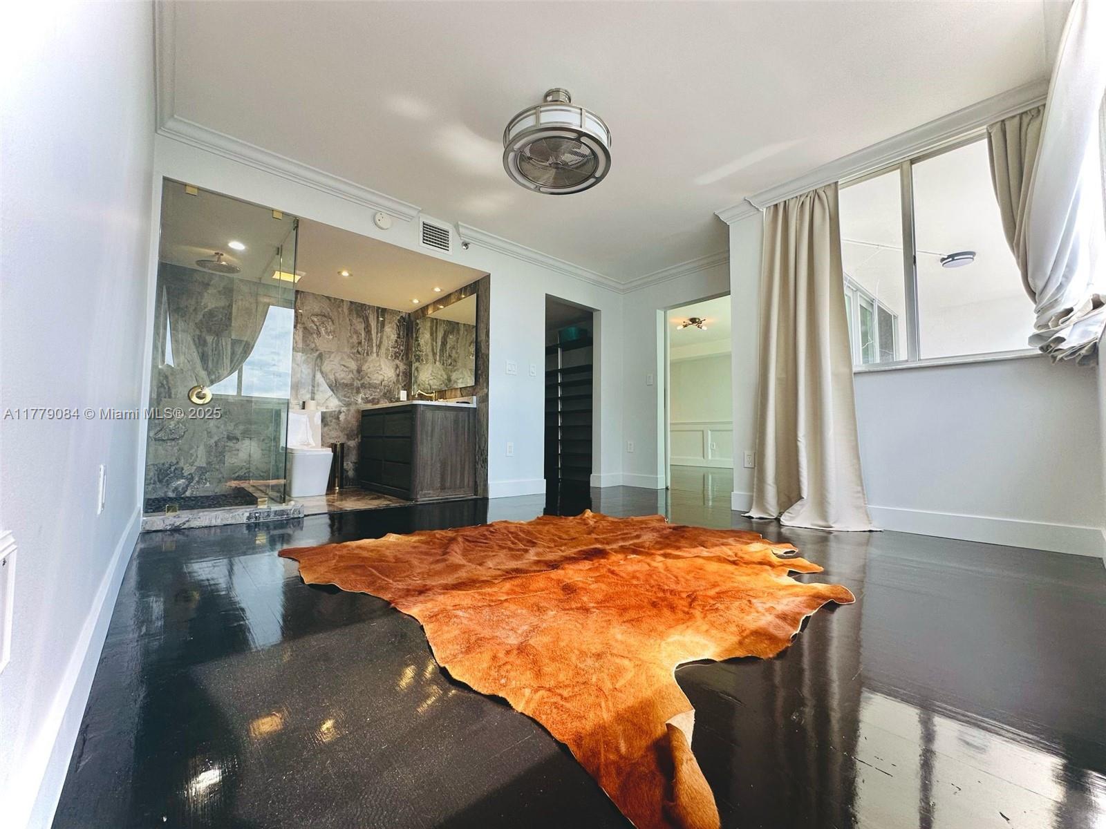 RIVER RUN CONDO PH I - Residential