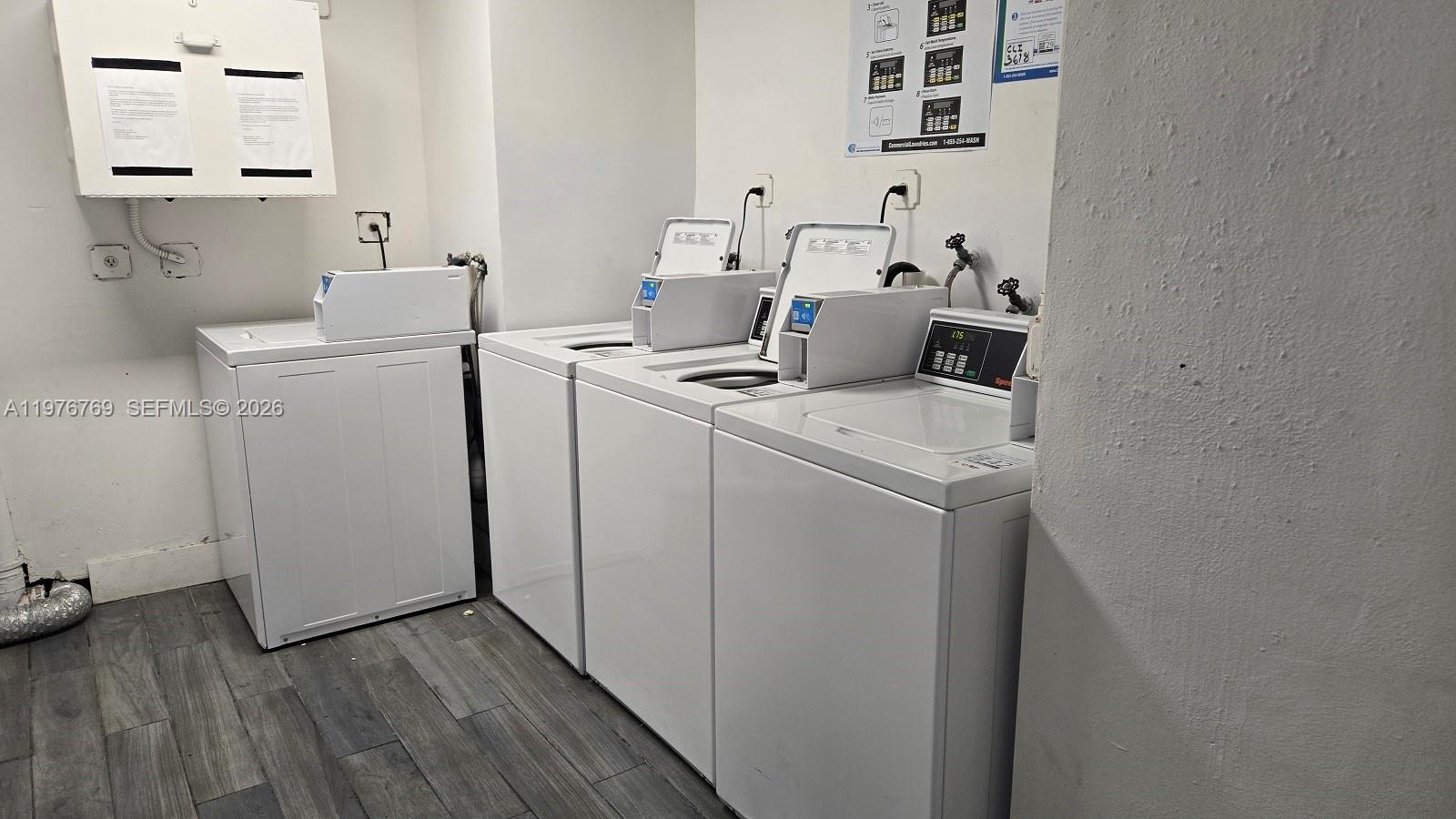 AGUA DULCE CONDO - Residential Lease