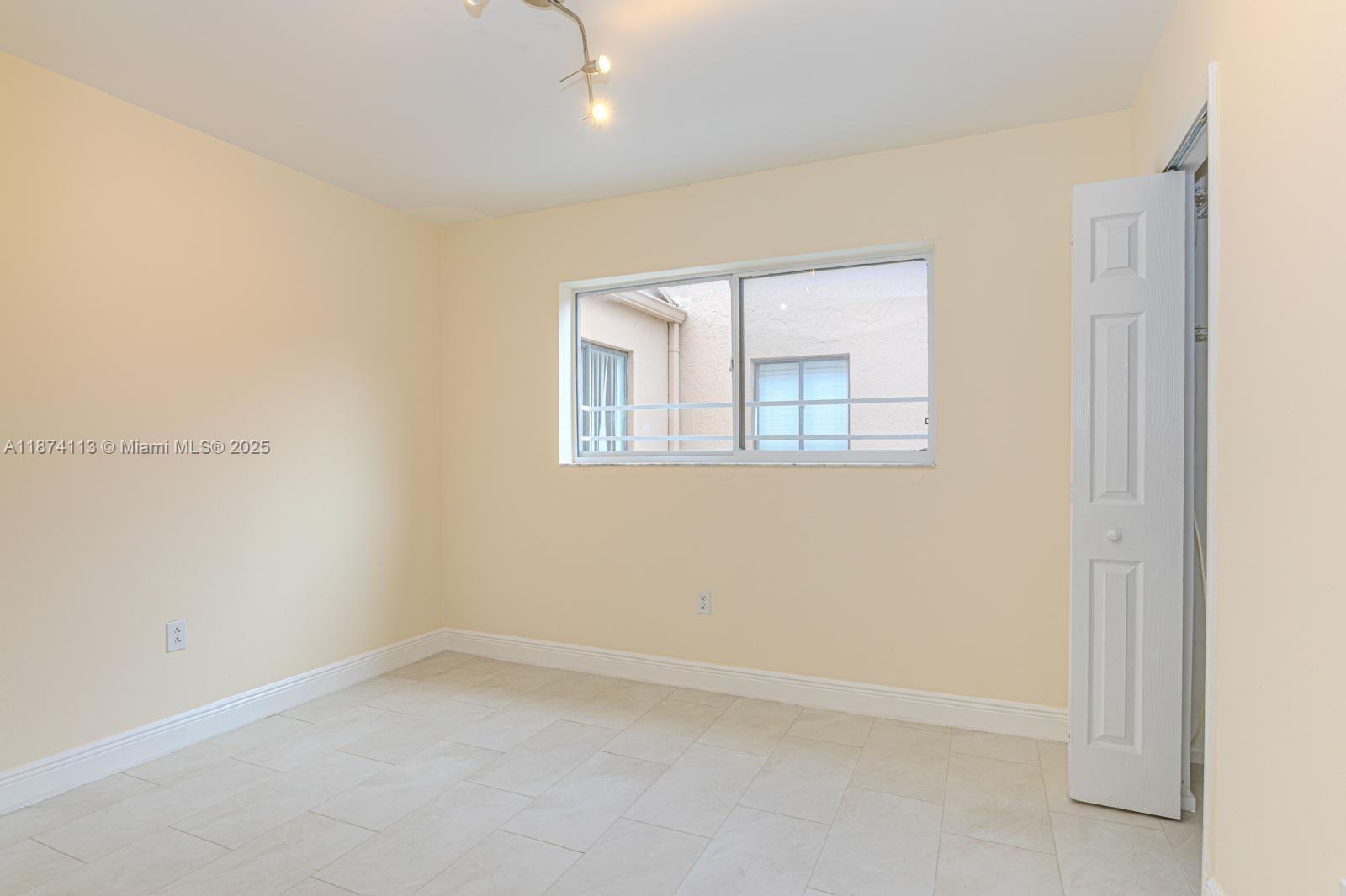 VILLAS DE MARBELLA CONDO - Residential