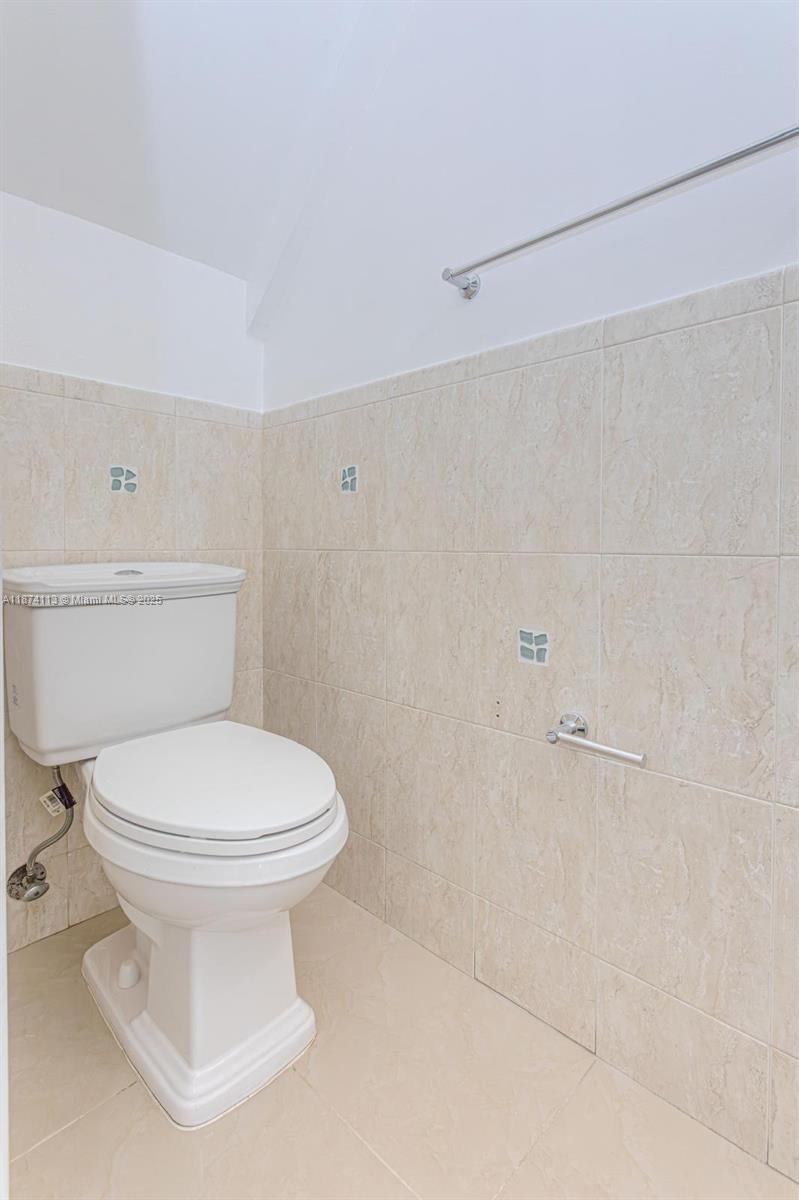 VILLAS DE MARBELLA CONDO - Residential