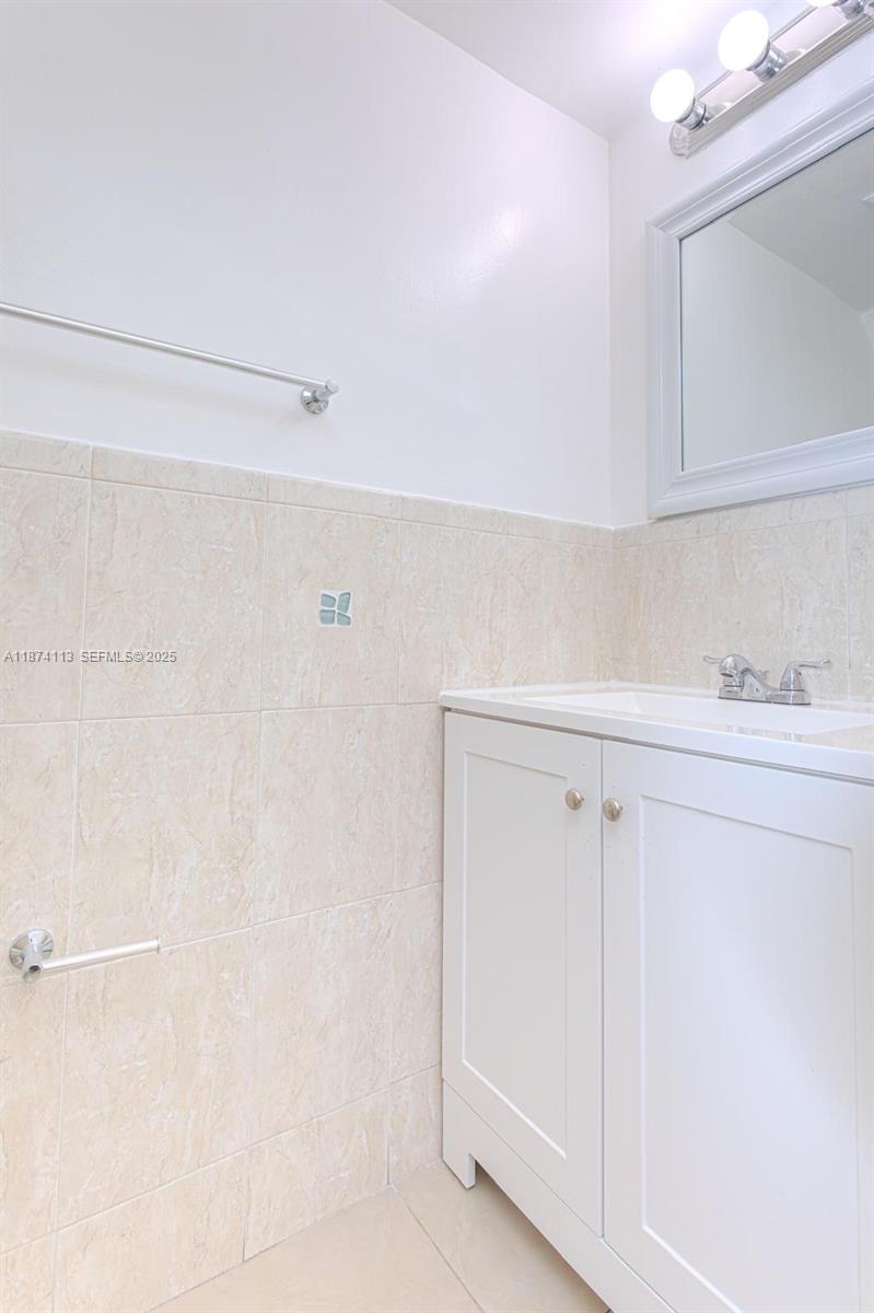 VILLAS DE MARBELLA CONDO - Residential