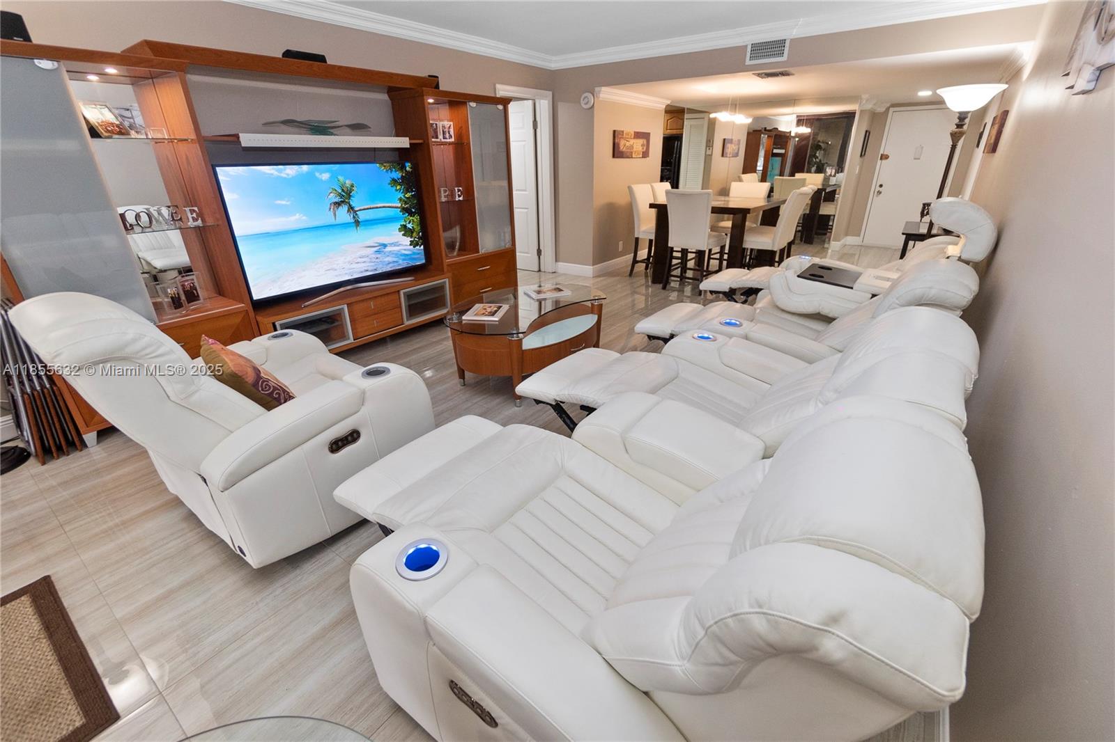 BLDG 6 OF COUNTRY CLUB AP - Residential Lease