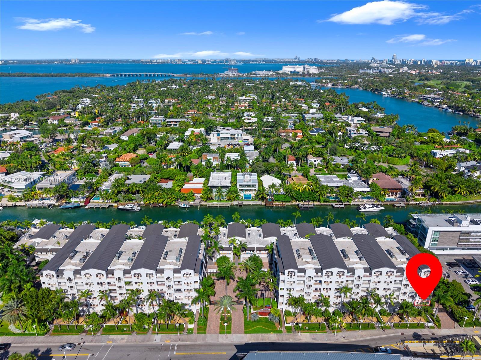 THS AT SUNSET HARBOUR CON - Residential