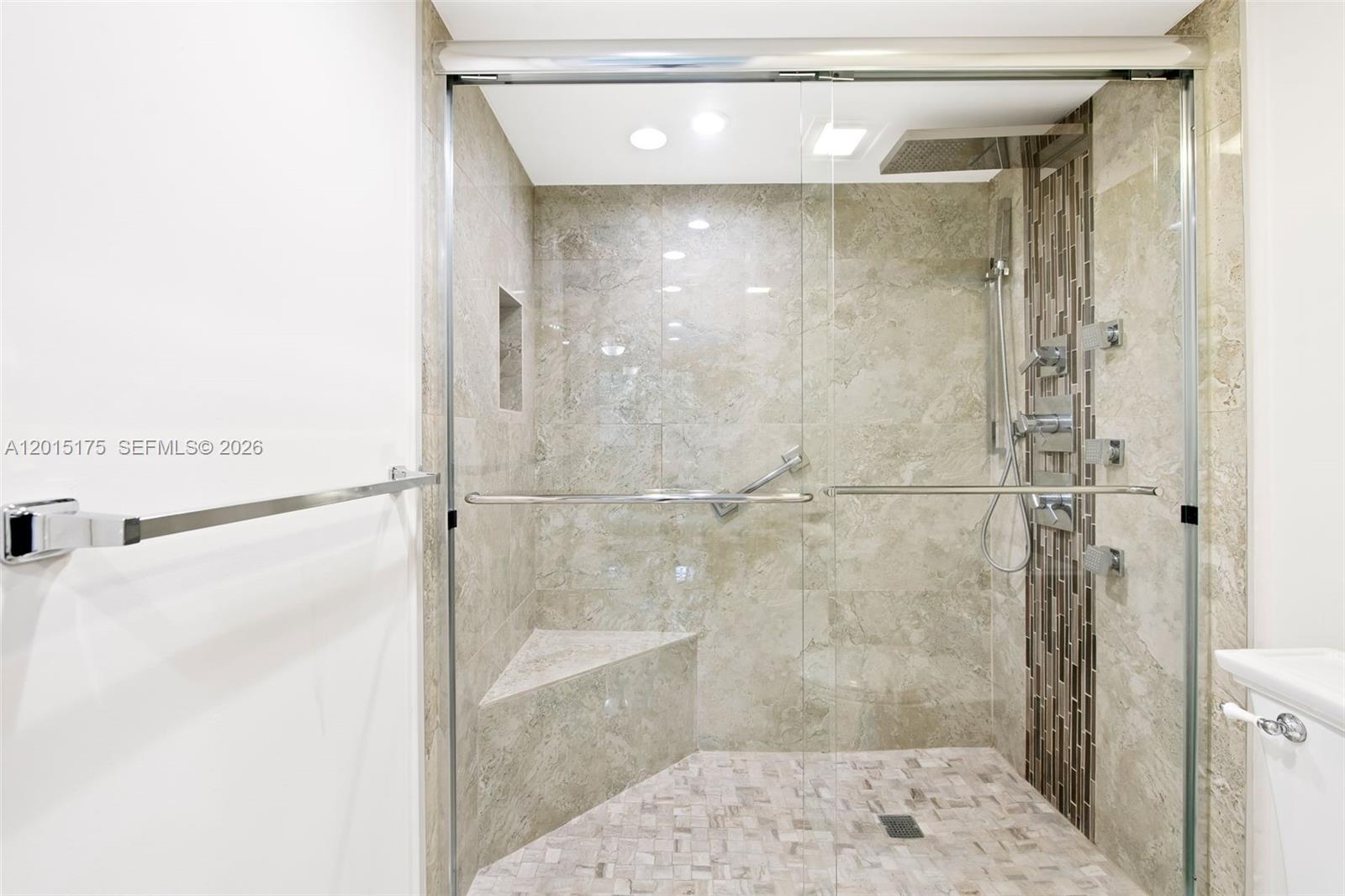 CAYMAN VILLAGE C CONDO - Residential