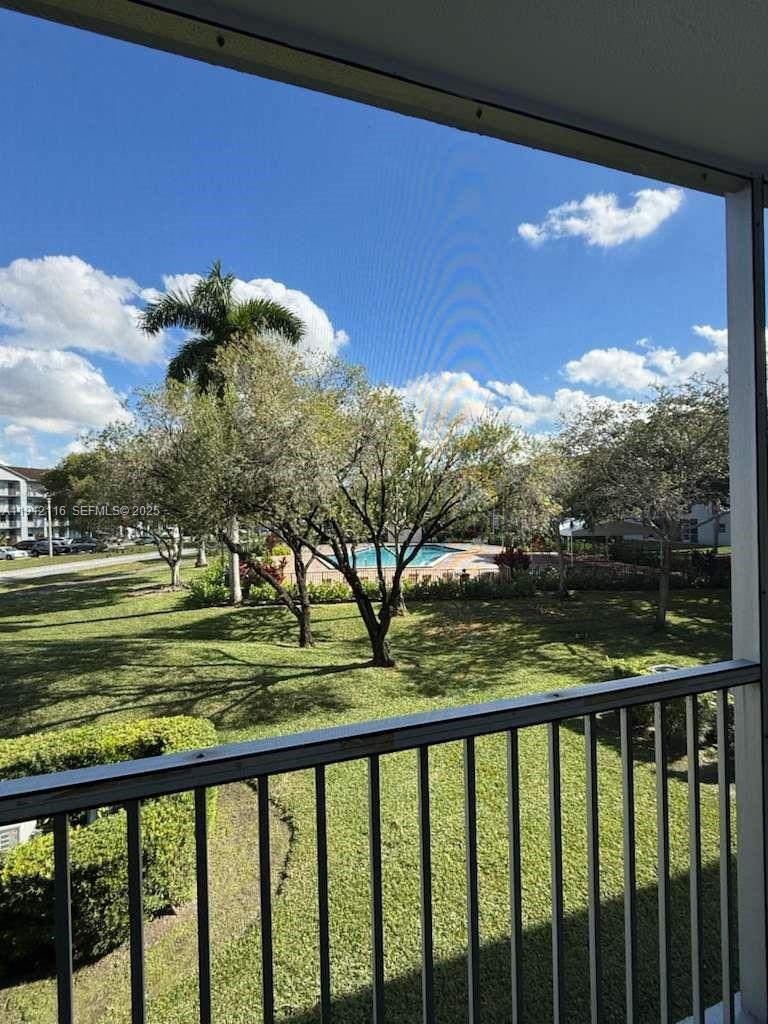 CAMBRIDGE AT CENTURY VILL - Residential