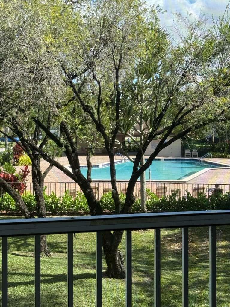 CAMBRIDGE AT CENTURY VILL - Residential