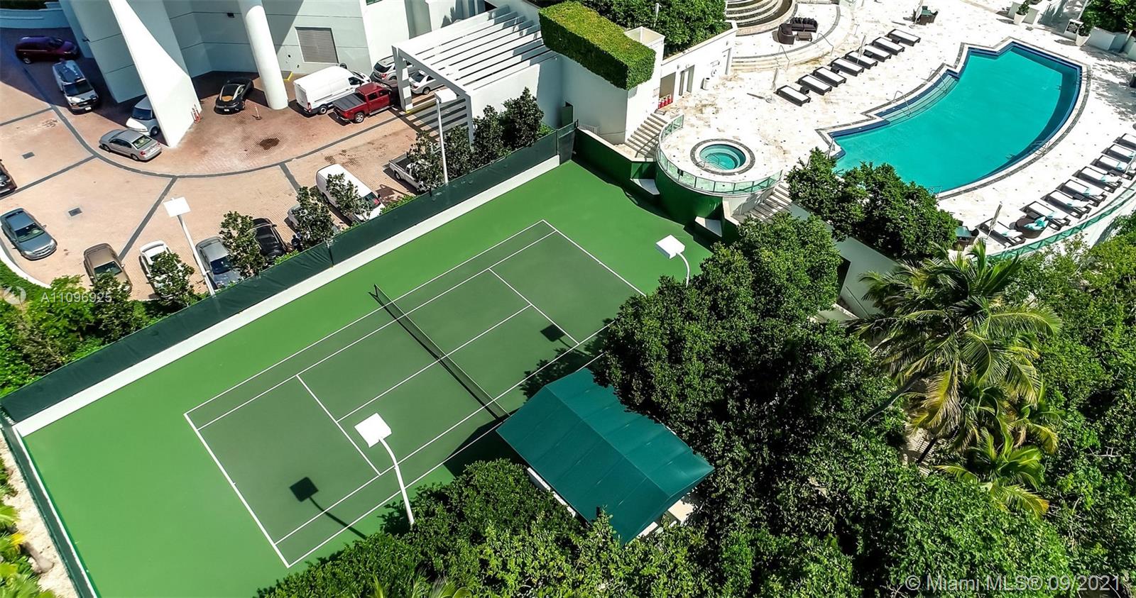 SANTA MARIA CONDO - Residential