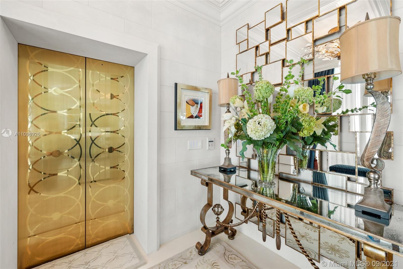 SANTA MARIA CONDO - Residential