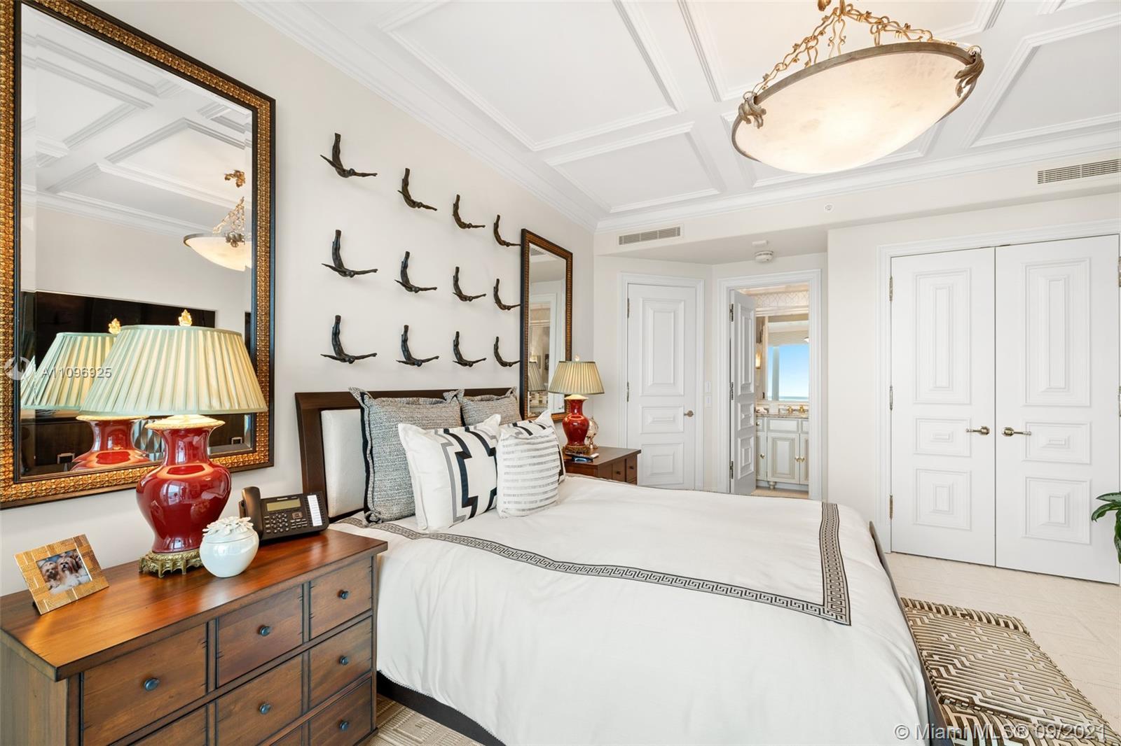 SANTA MARIA CONDO - Residential