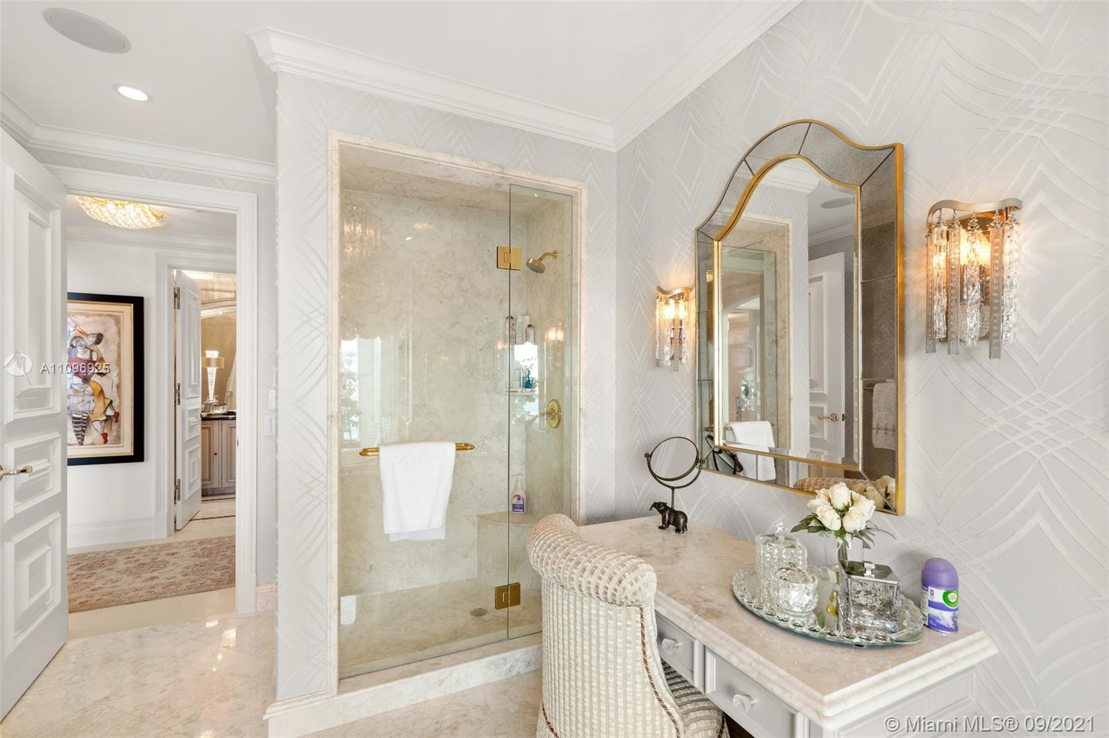 SANTA MARIA CONDO - Residential