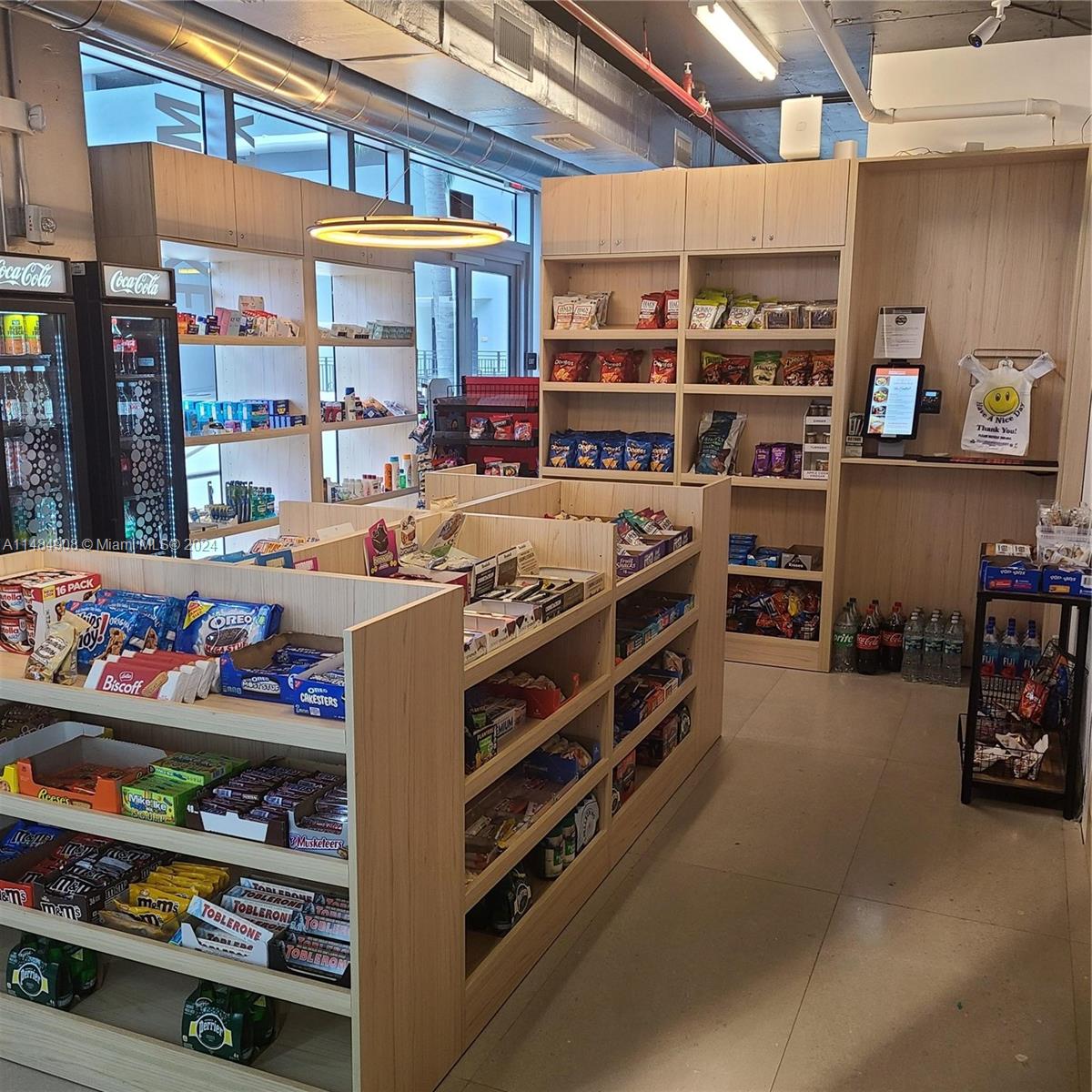 THE HARBOUR SOUTH CONDO - Residential