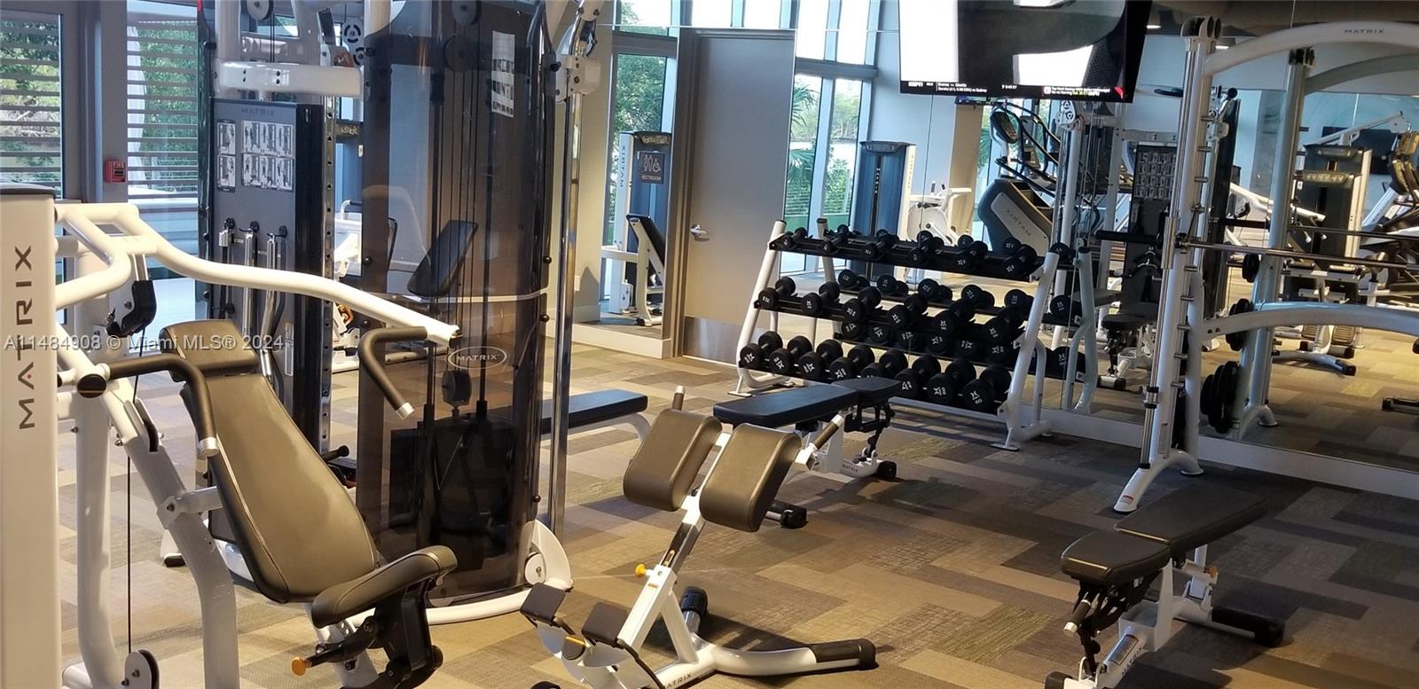 THE HARBOUR SOUTH CONDO - Residential