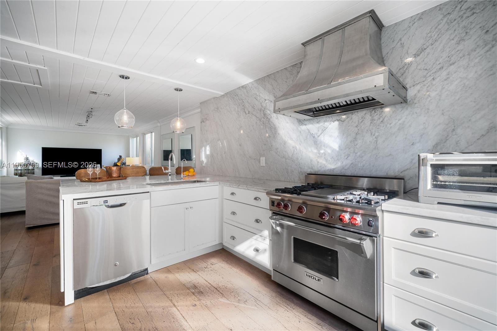 BEACH VIEW ADDN - Residential