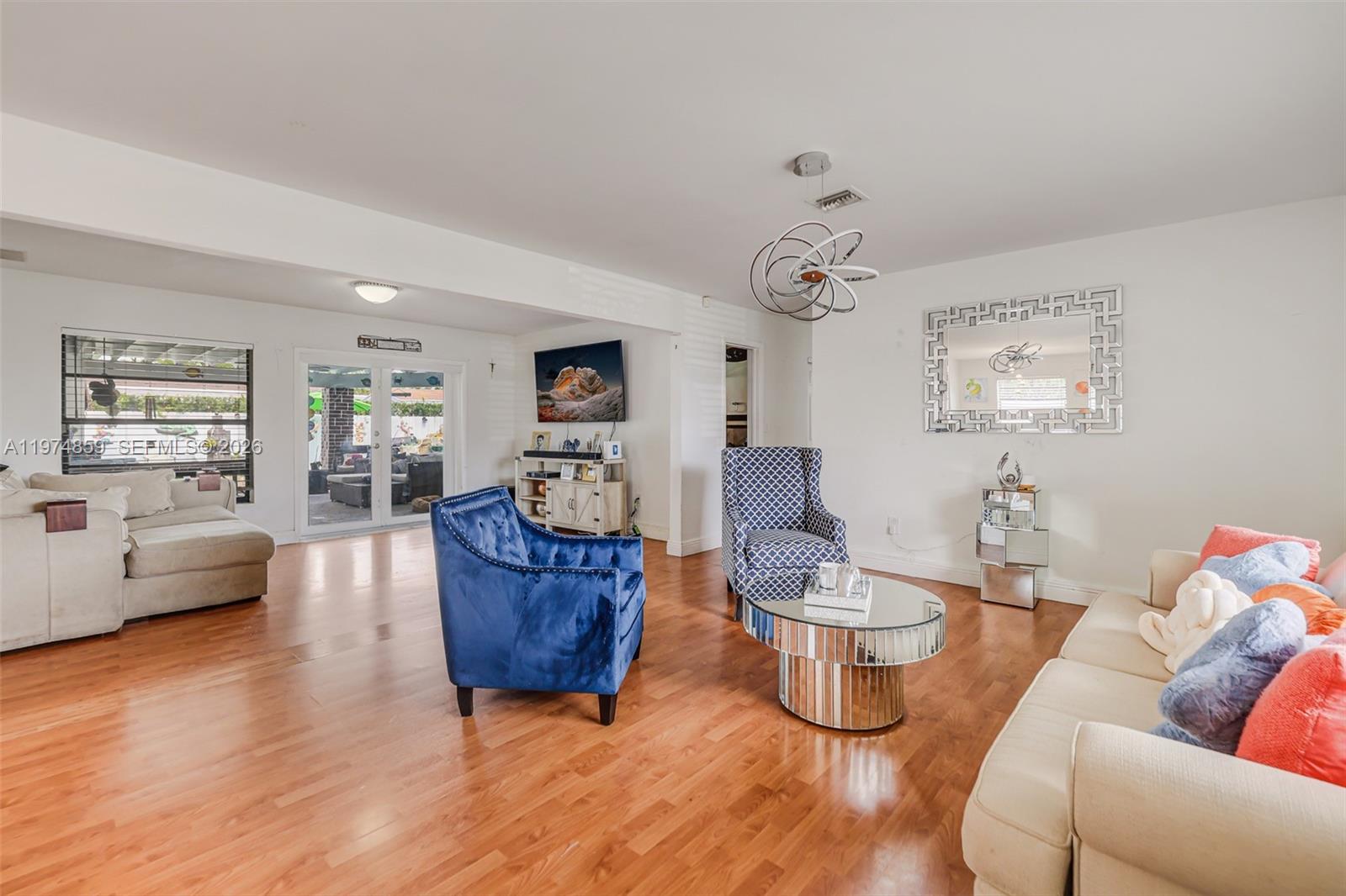 SOUTHERN ESTATES 13TH ADD - Residential