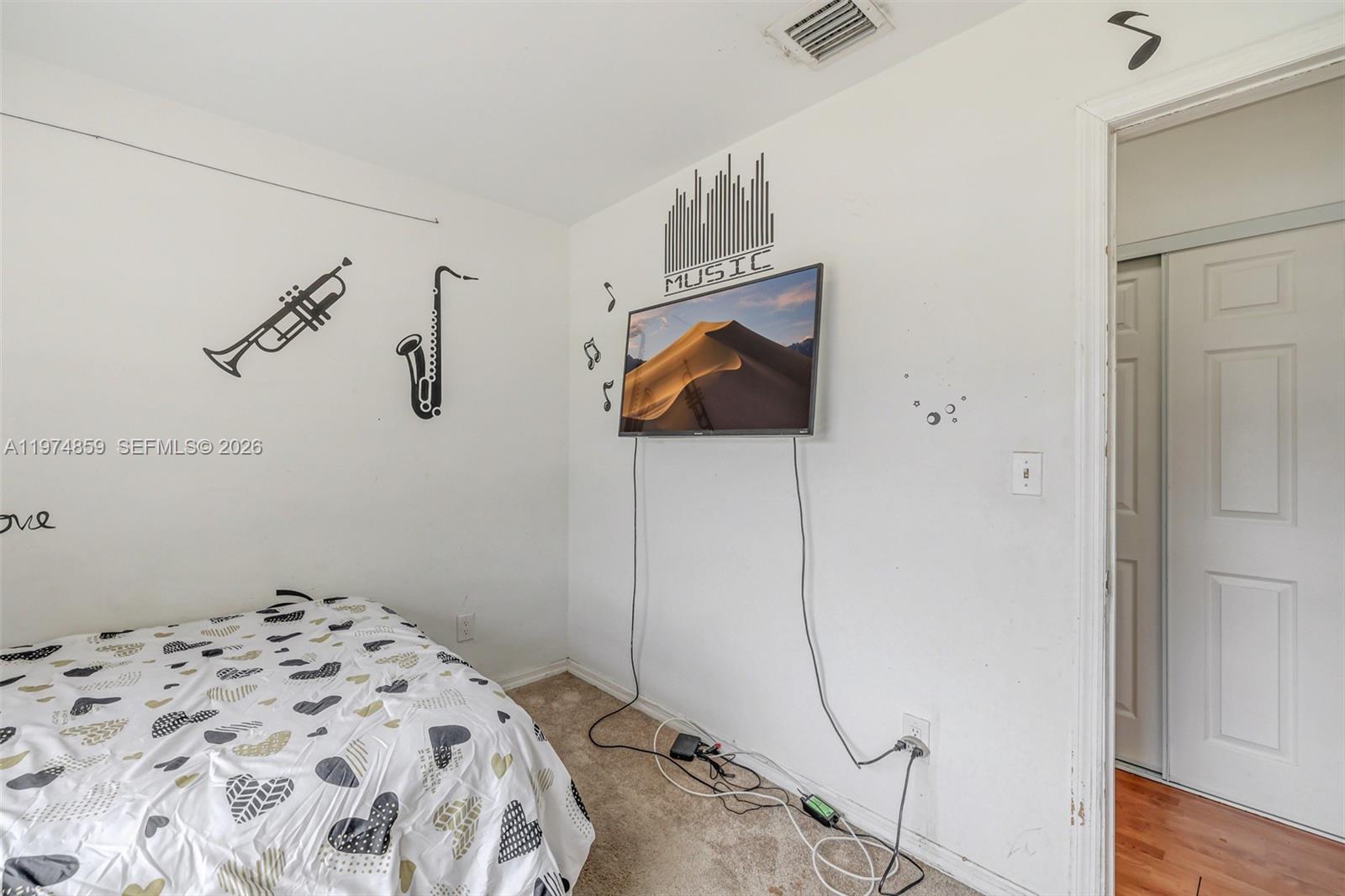 SOUTHERN ESTATES 13TH ADD - Residential