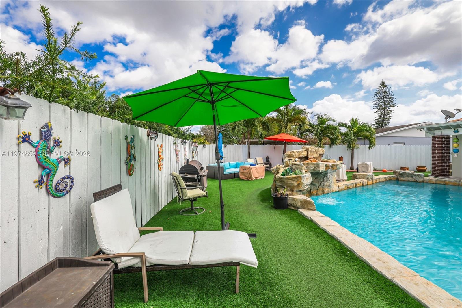 SOUTHERN ESTATES 13TH ADD - Residential