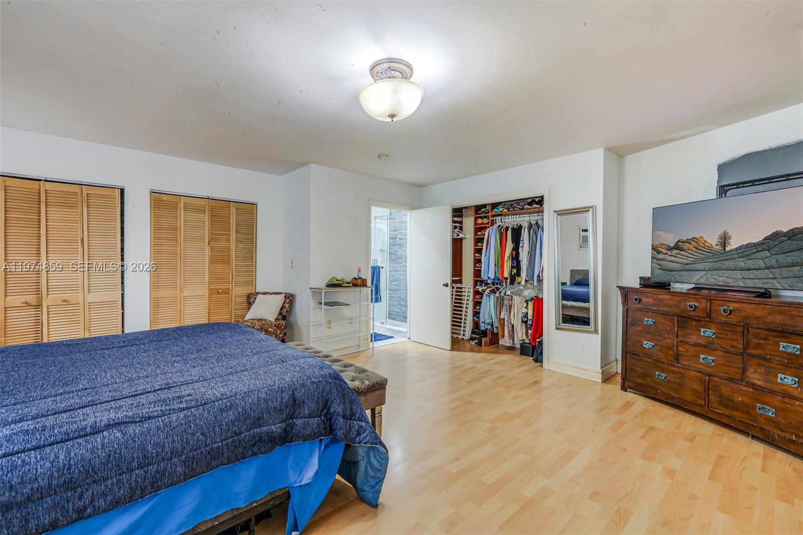 SOUTHERN ESTATES 13TH ADD - Residential