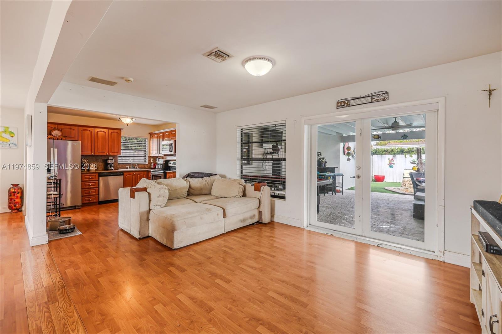 SOUTHERN ESTATES 13TH ADD - Residential