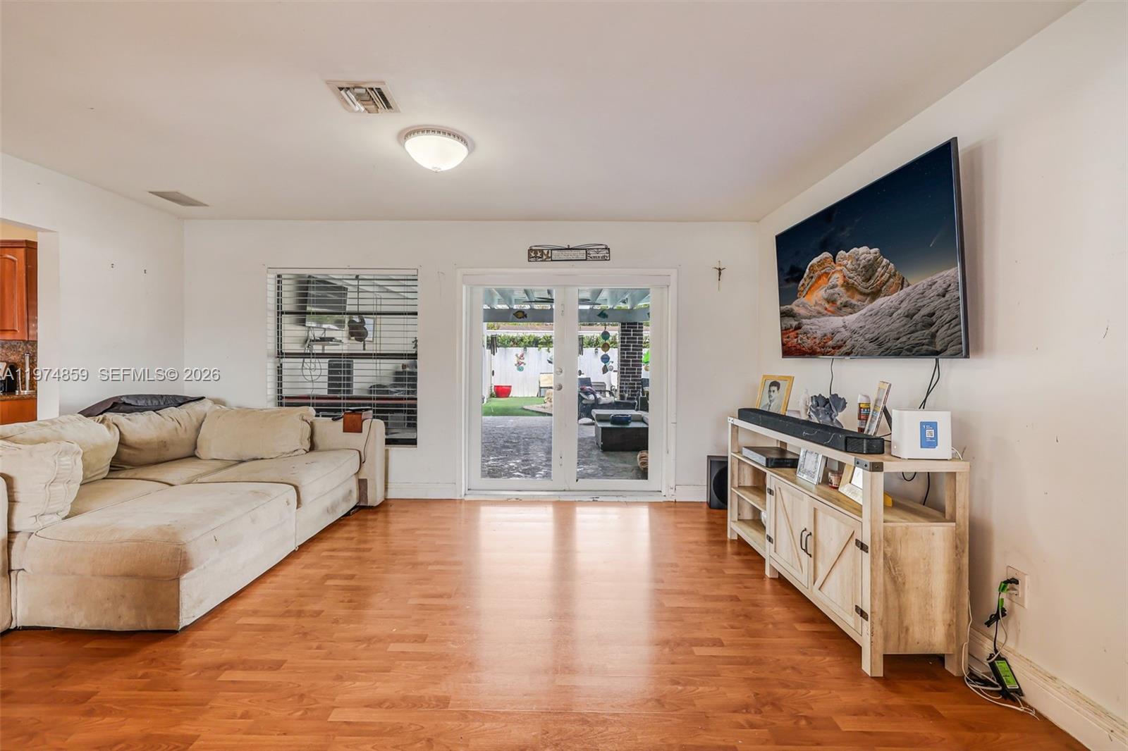 SOUTHERN ESTATES 13TH ADD - Residential