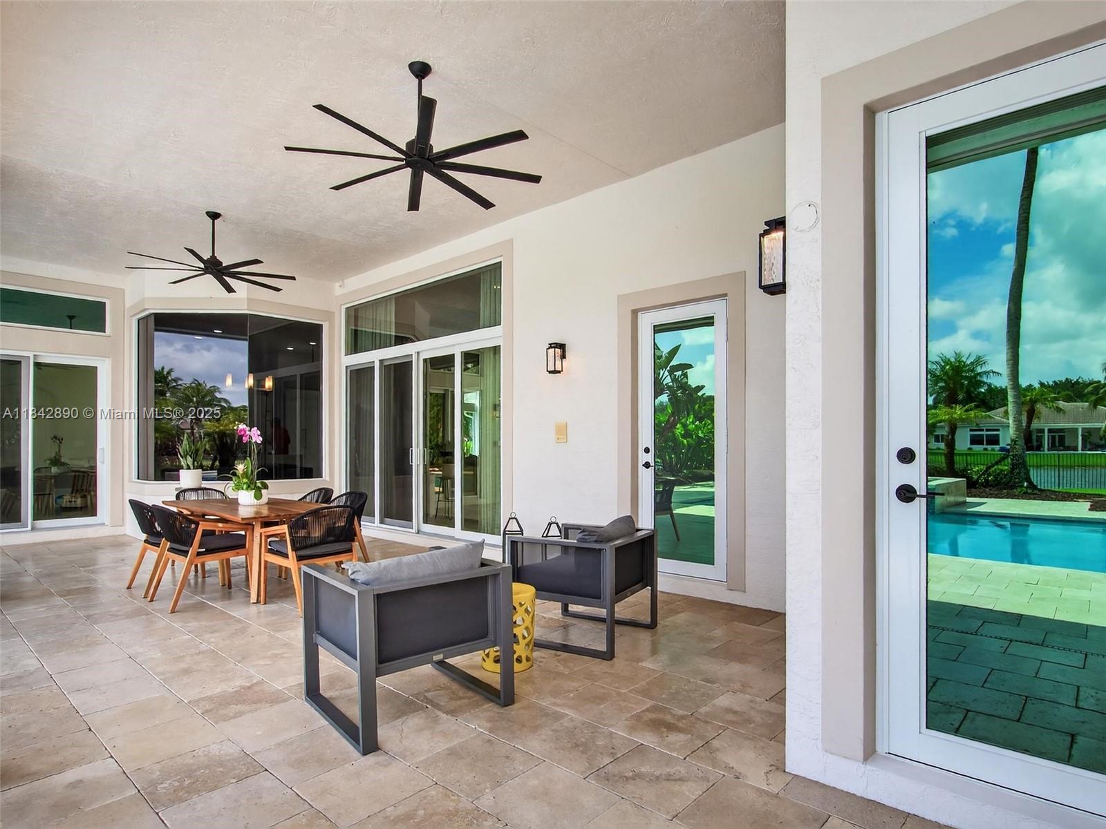 RIVERSTONE - Residential