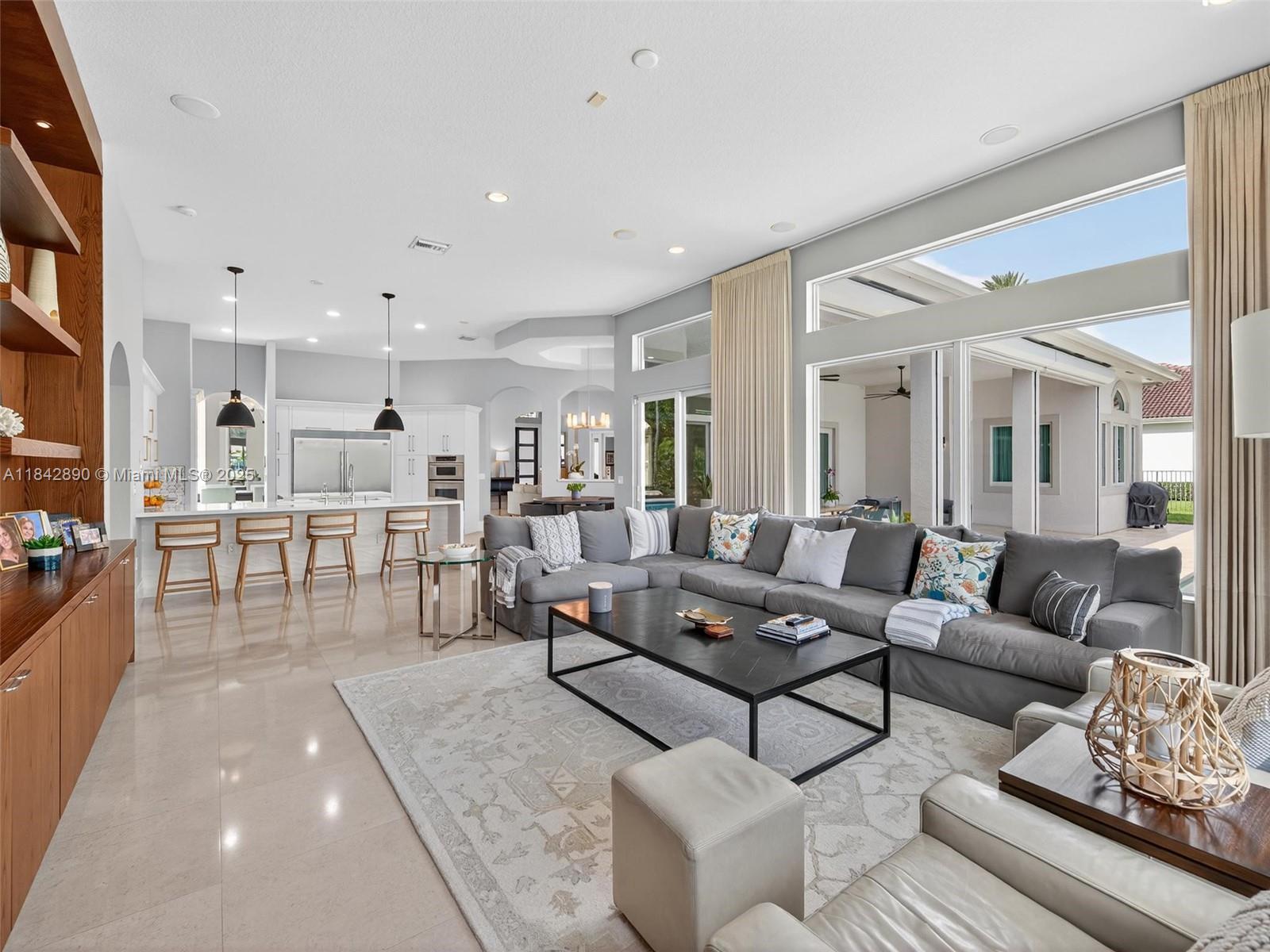 RIVERSTONE - Residential