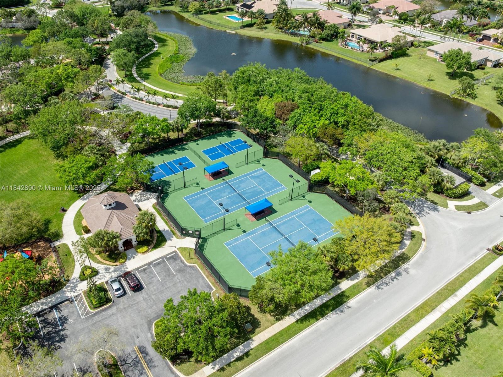 RIVERSTONE - Residential