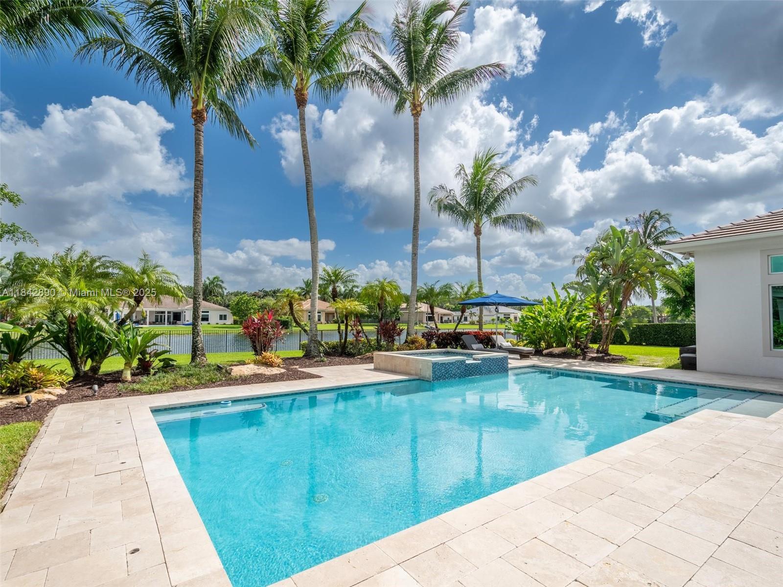 RIVERSTONE - Residential