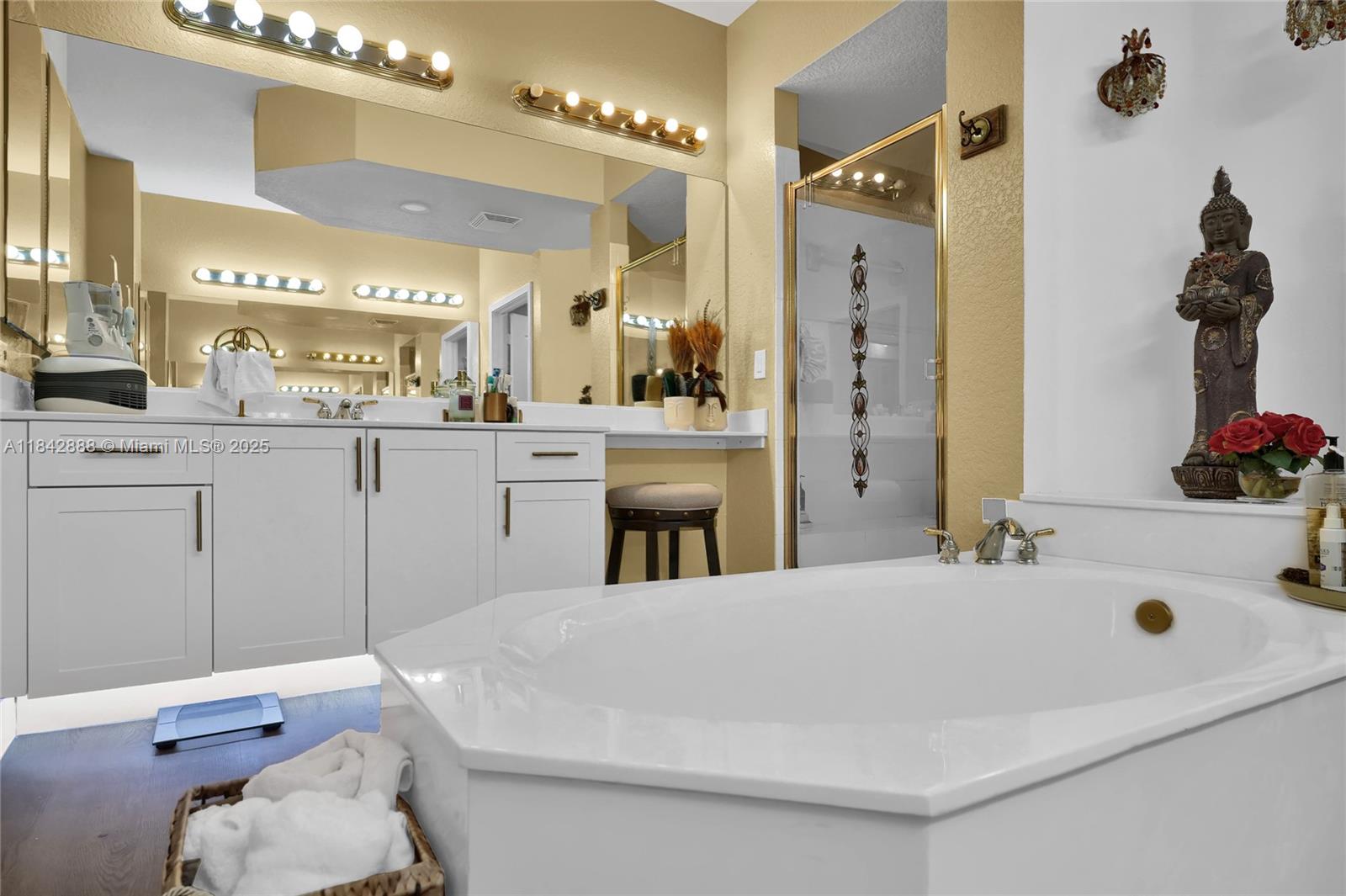 CAPTIVA CONDO D - Residential