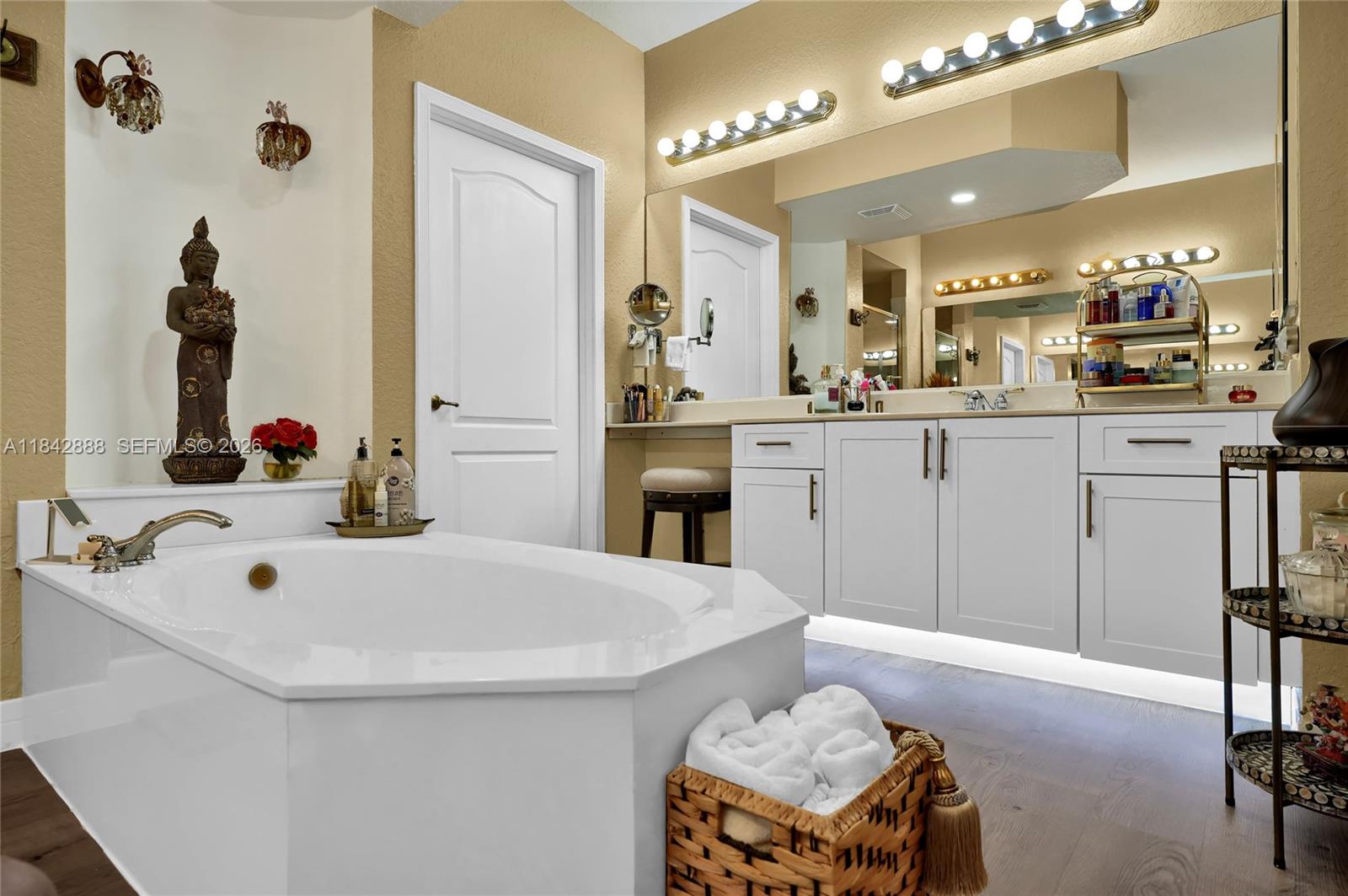 CAPTIVA CONDO D - Residential