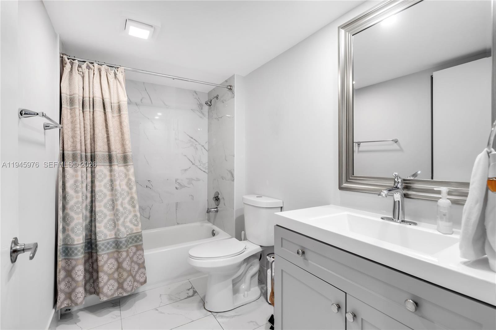 PLYMOUTH AT CENTURY VILLA - Residential