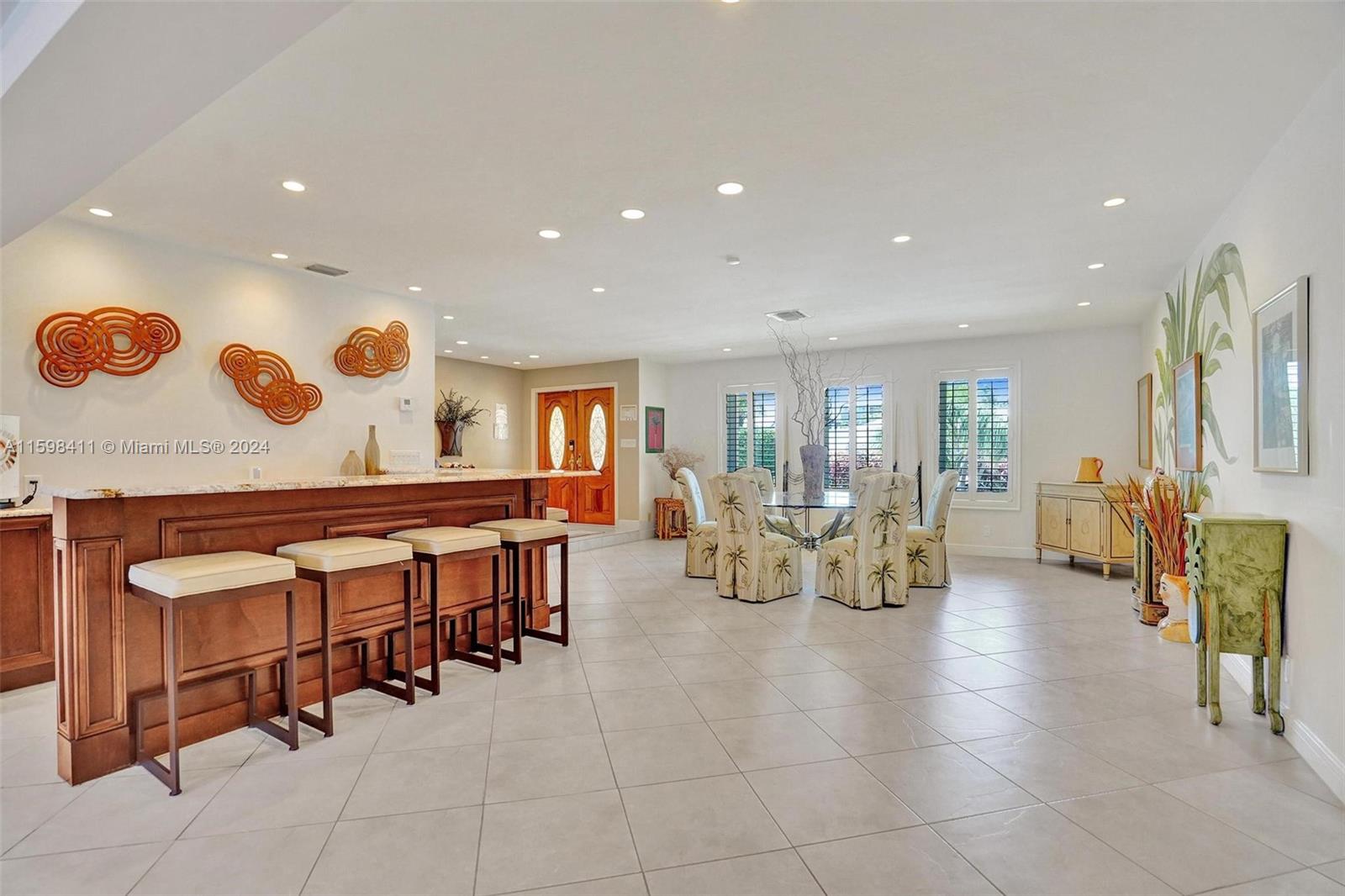 CORAL RIDGE COUNTRY CLUB - Residential